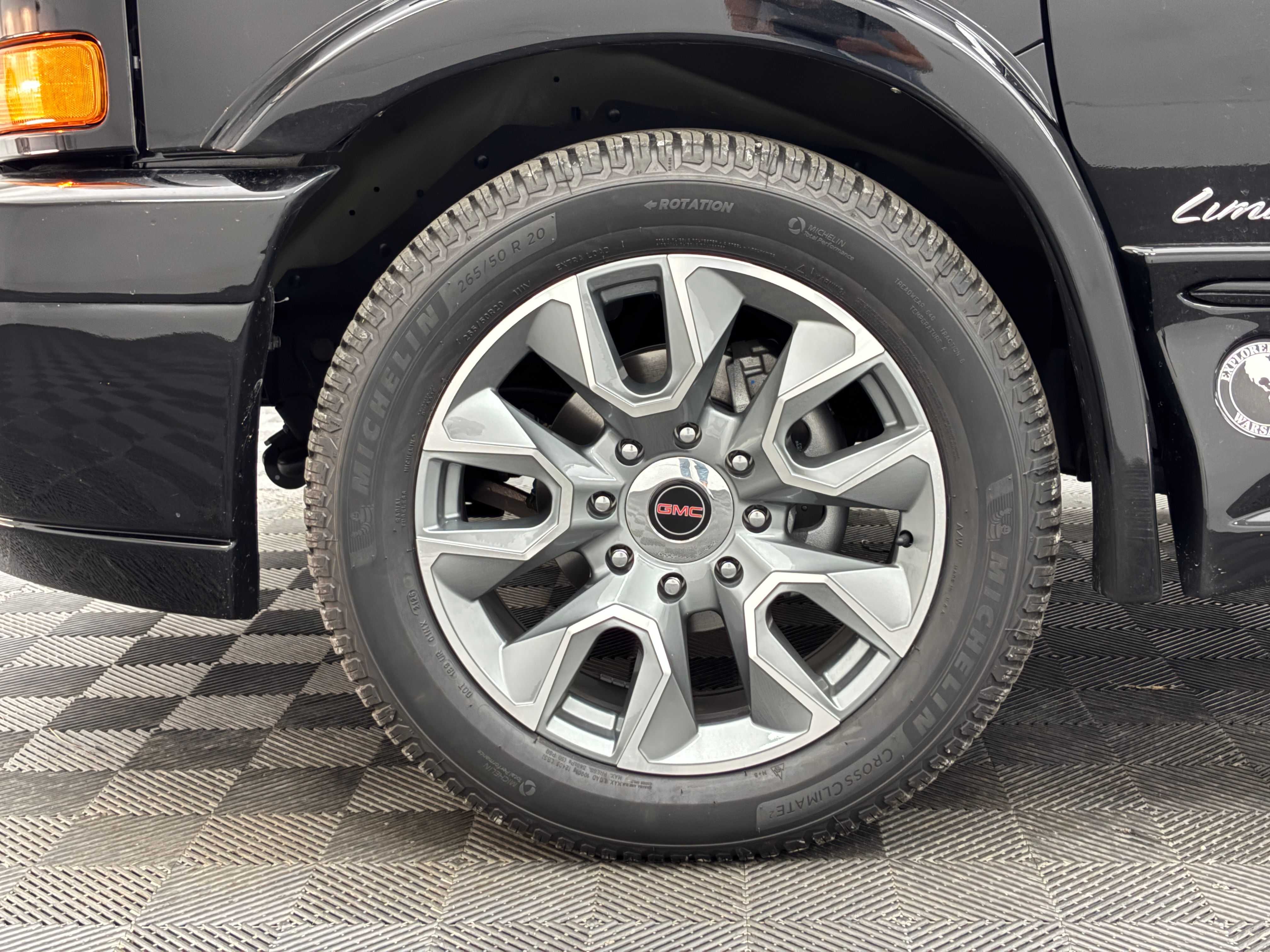 New 2026 Onyx Black GMC Explorer Limited SE image 56