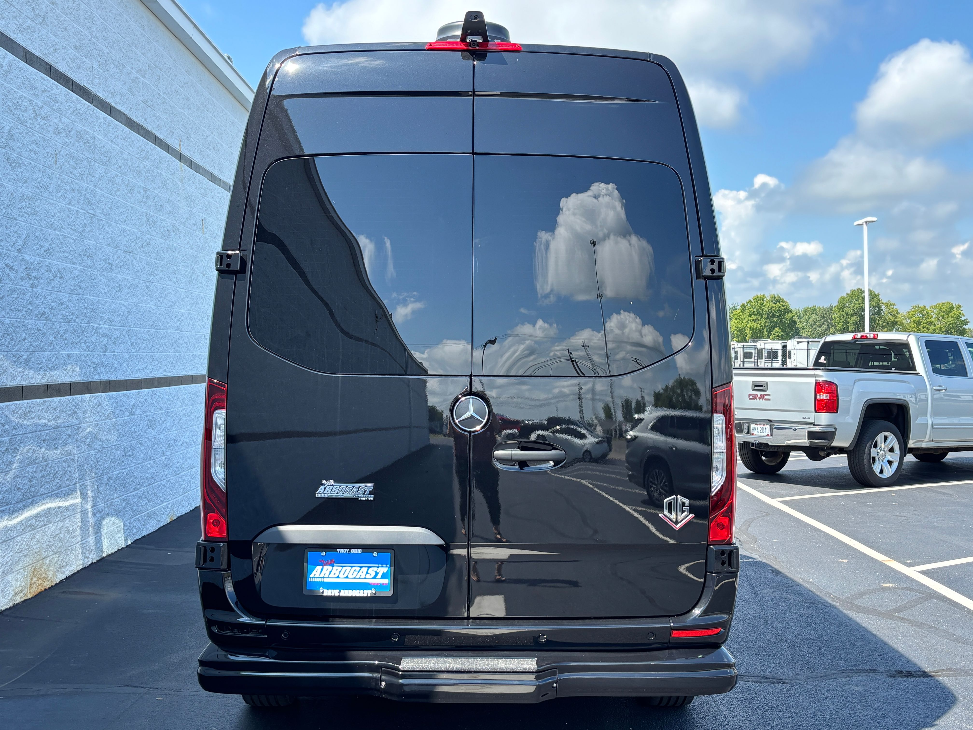 New 2027 Black Mercedes-Benz Discovery Touring image 9