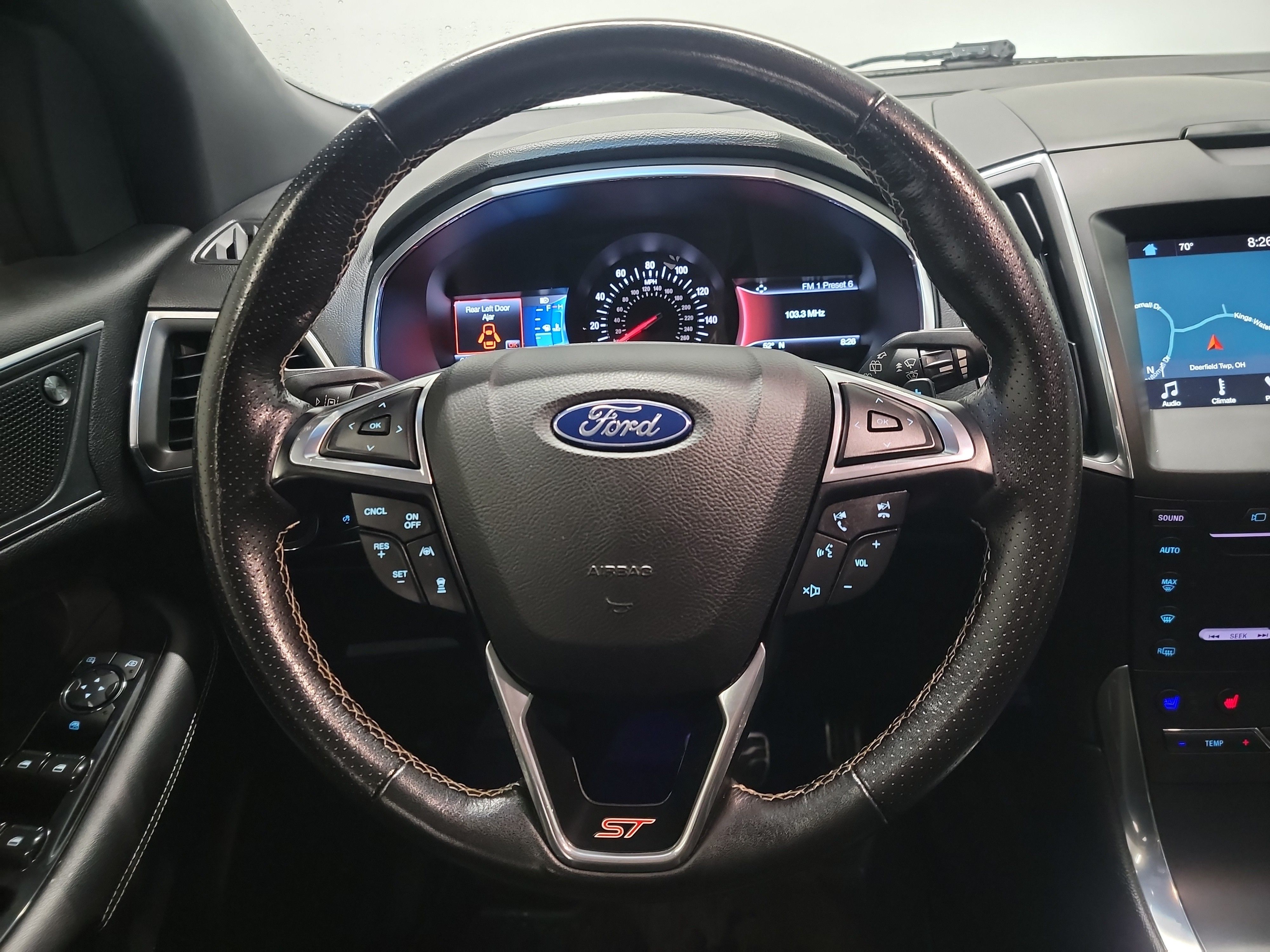 2019 Ford Edge ST photo