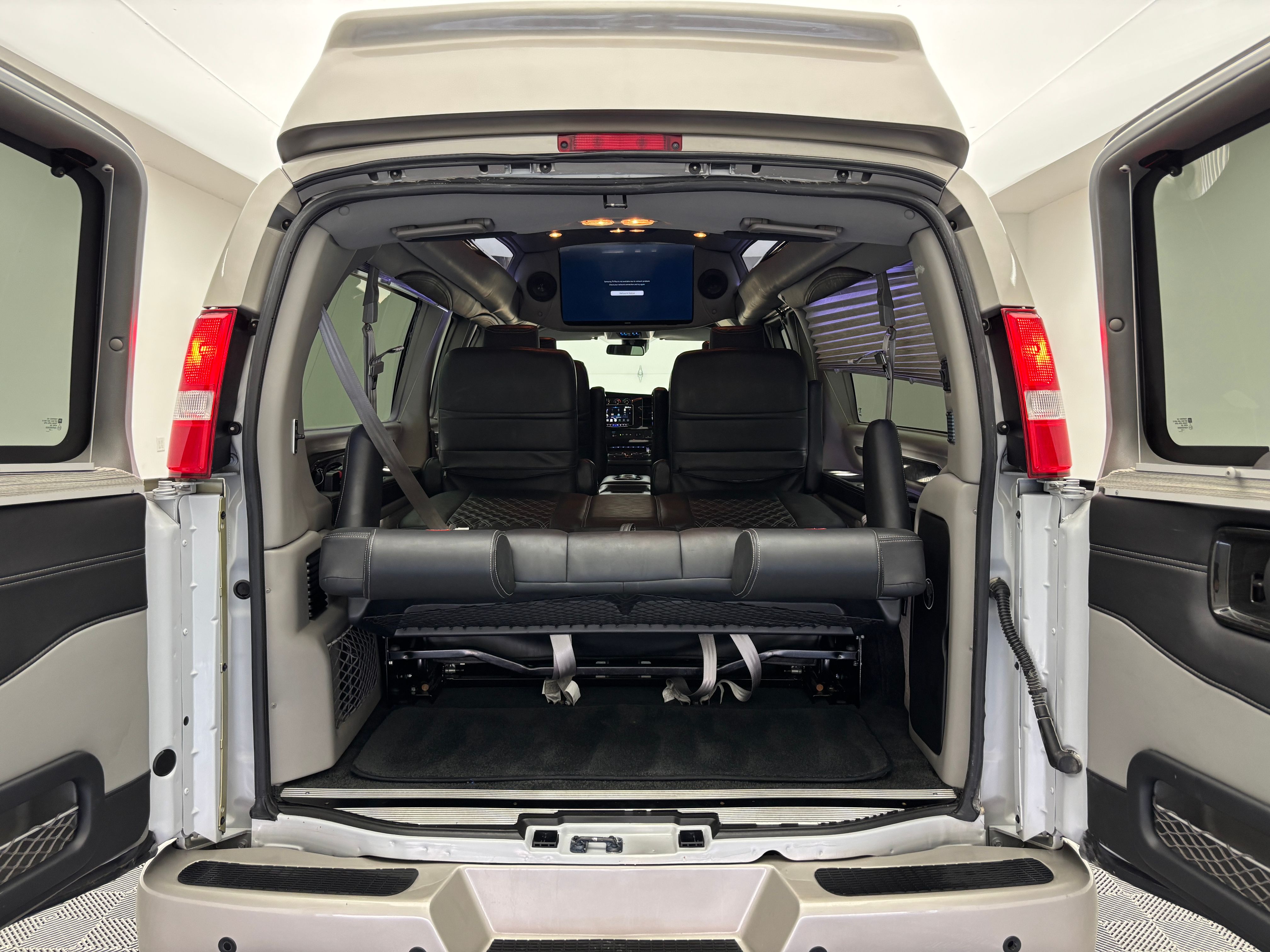 Used 2024 Special Exterior Color GMC Explorer Limited SE image 11