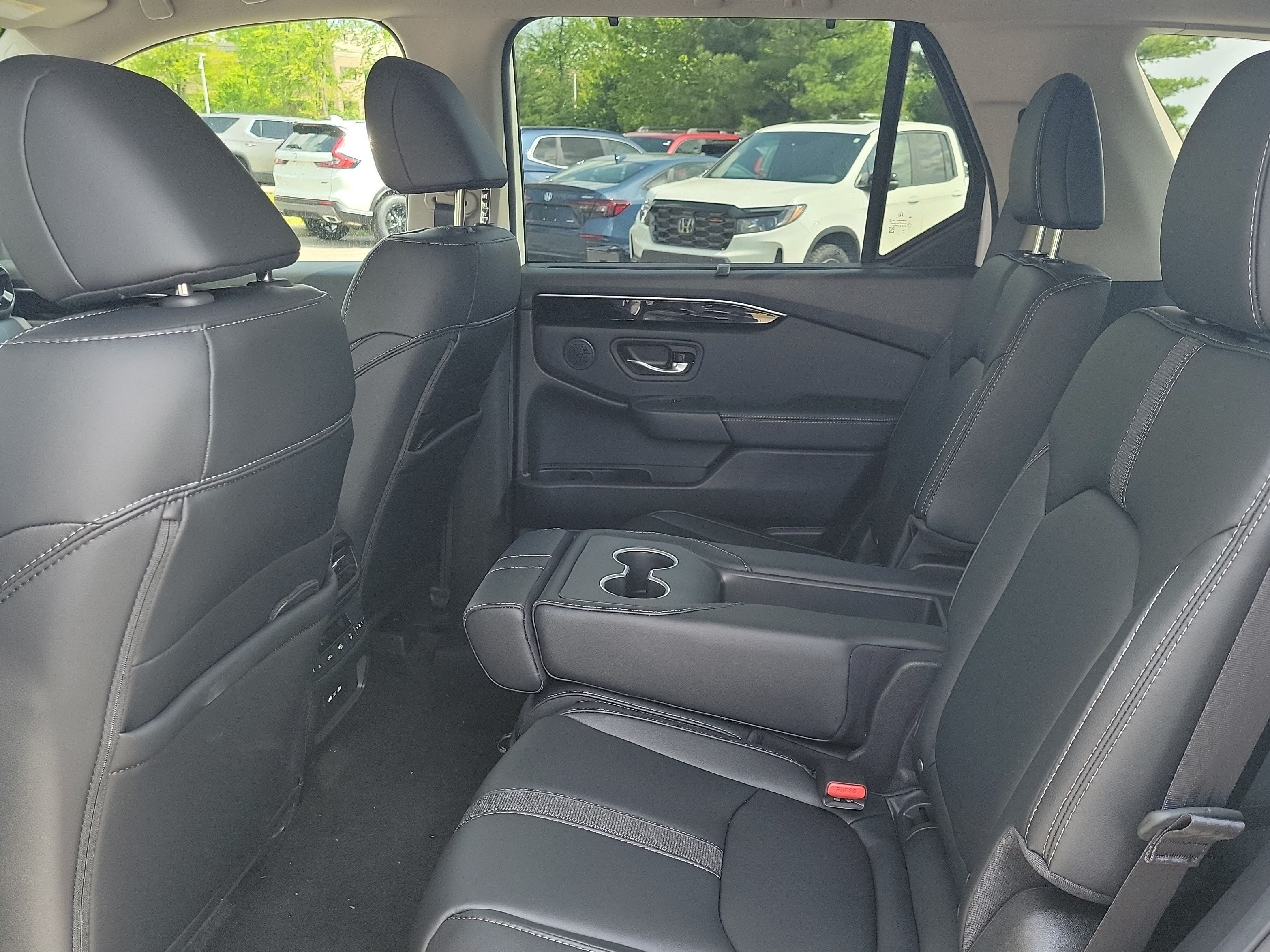 2025 Honda Pilot EX-L photo