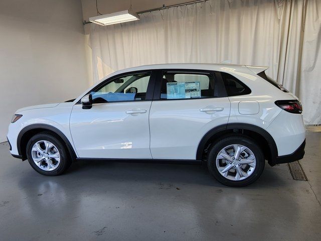 2025 Honda HR-V LX photo