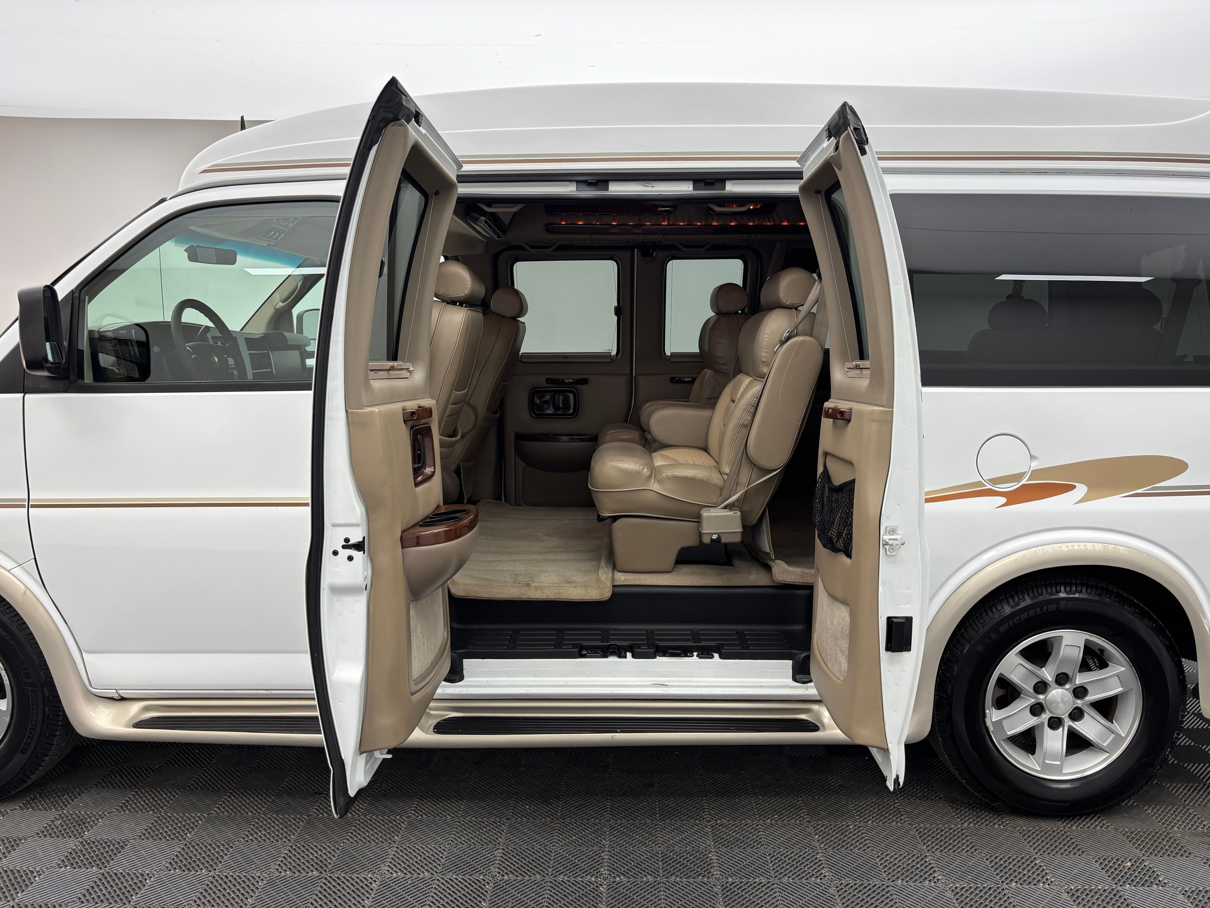 Used 2012 Summit White Chevrolet Rocky Ridge image 13