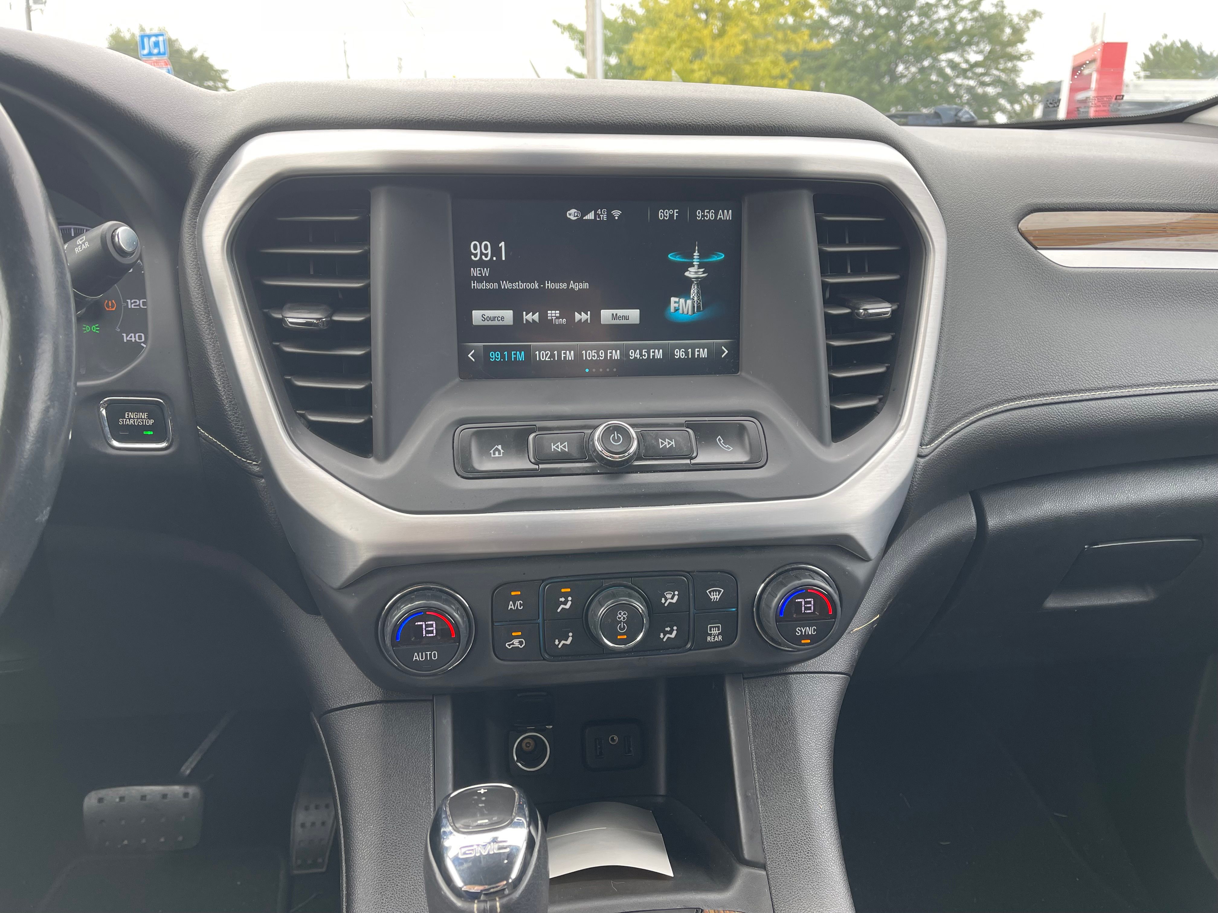 Used 2019 Quicksilver Metallic GMC SLE-1 image 11