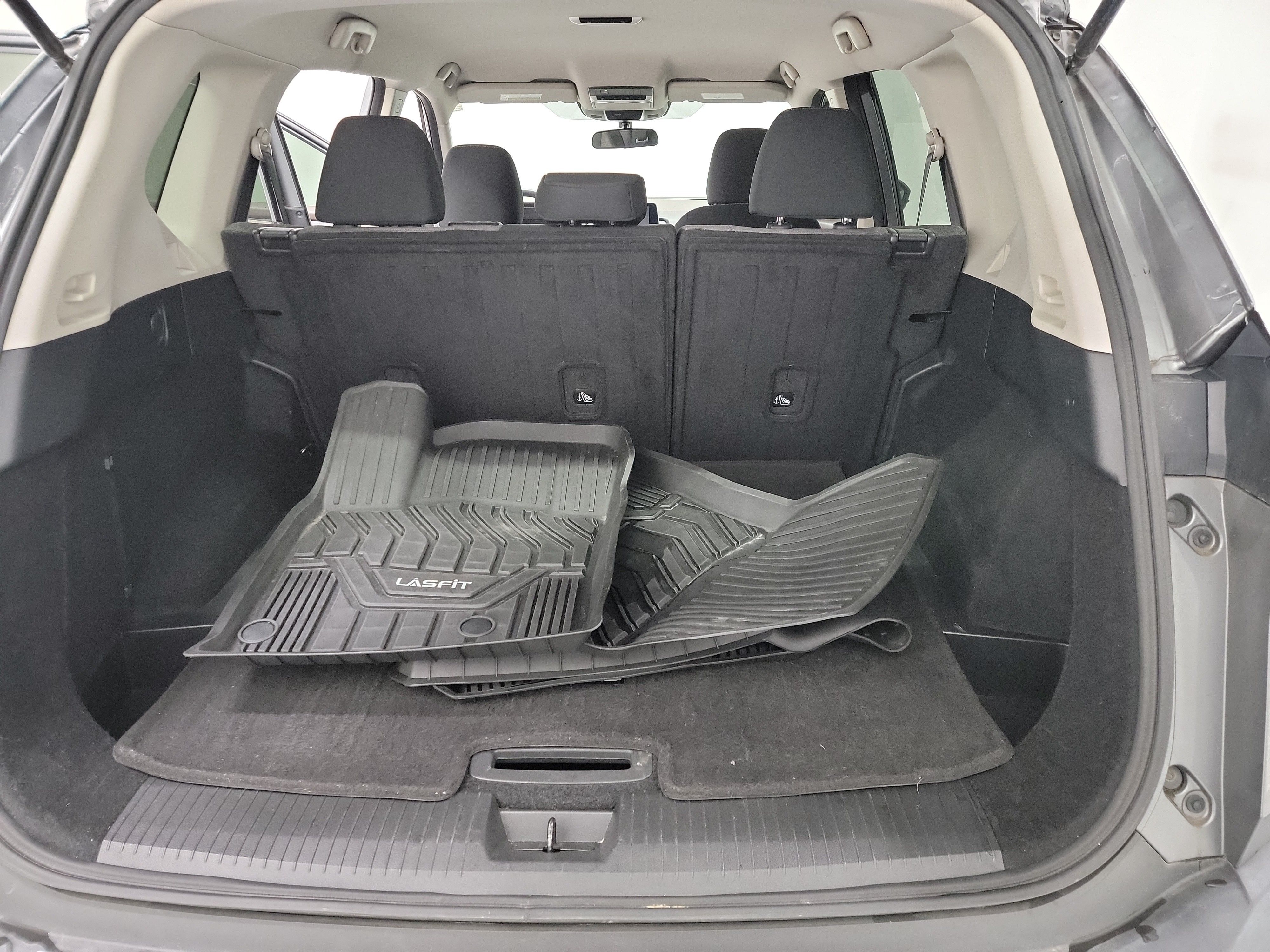 2021 Nissan Rogue SV photo