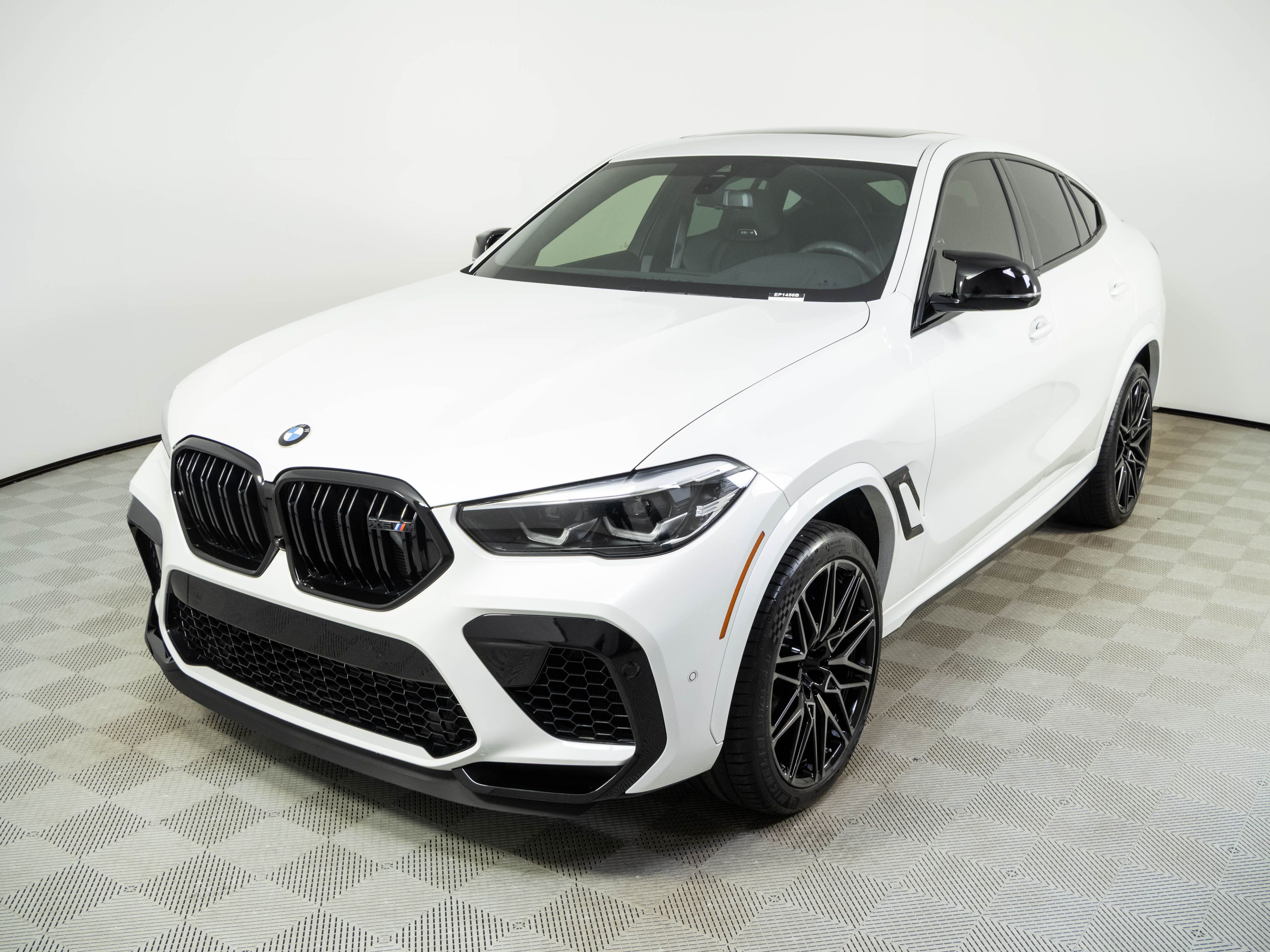 Mineral White Metallic 2021 BMW X6 M AWD SUV / Crossover All-Wheel Drive 8-Speed Automatic