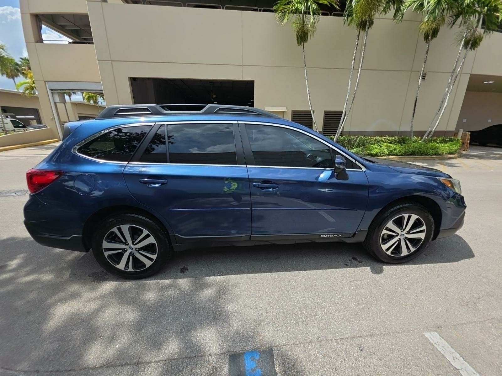 2019 Subaru Outback 2.5i photo