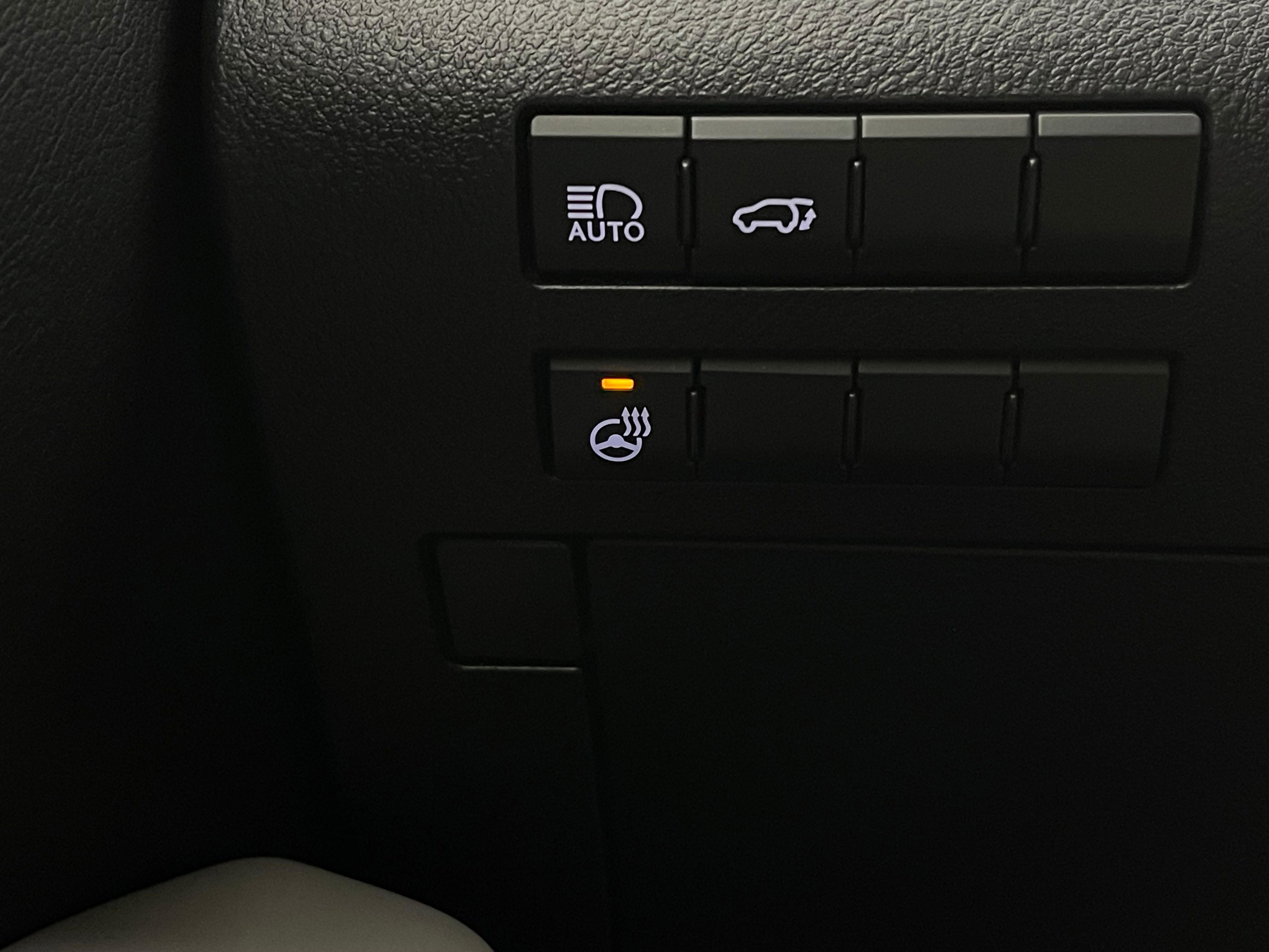 Used 2016 Obsidian Lexus 350 image 24