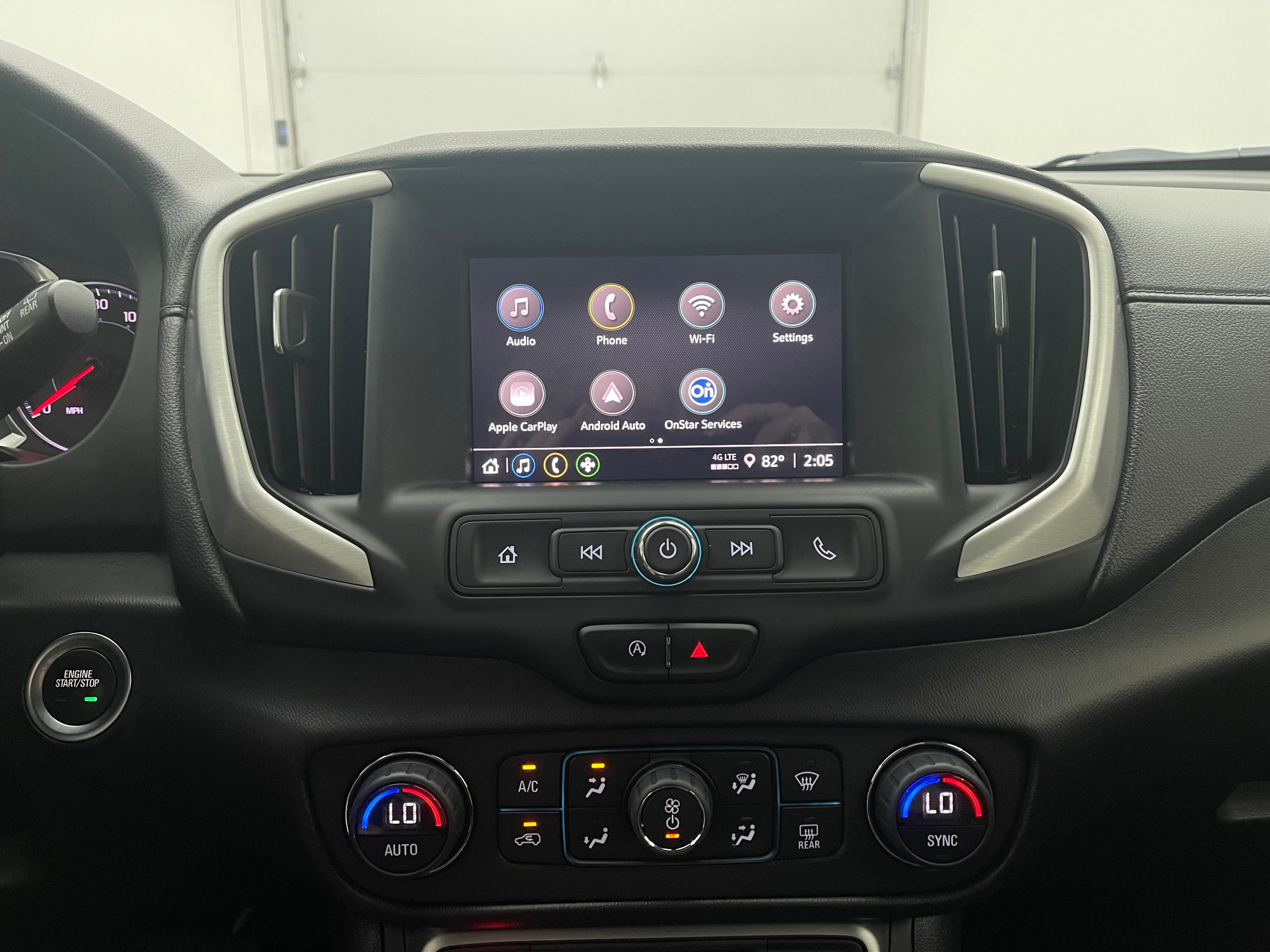 Used 2022 Ebony Twilight Metallic GMC SLE image 22