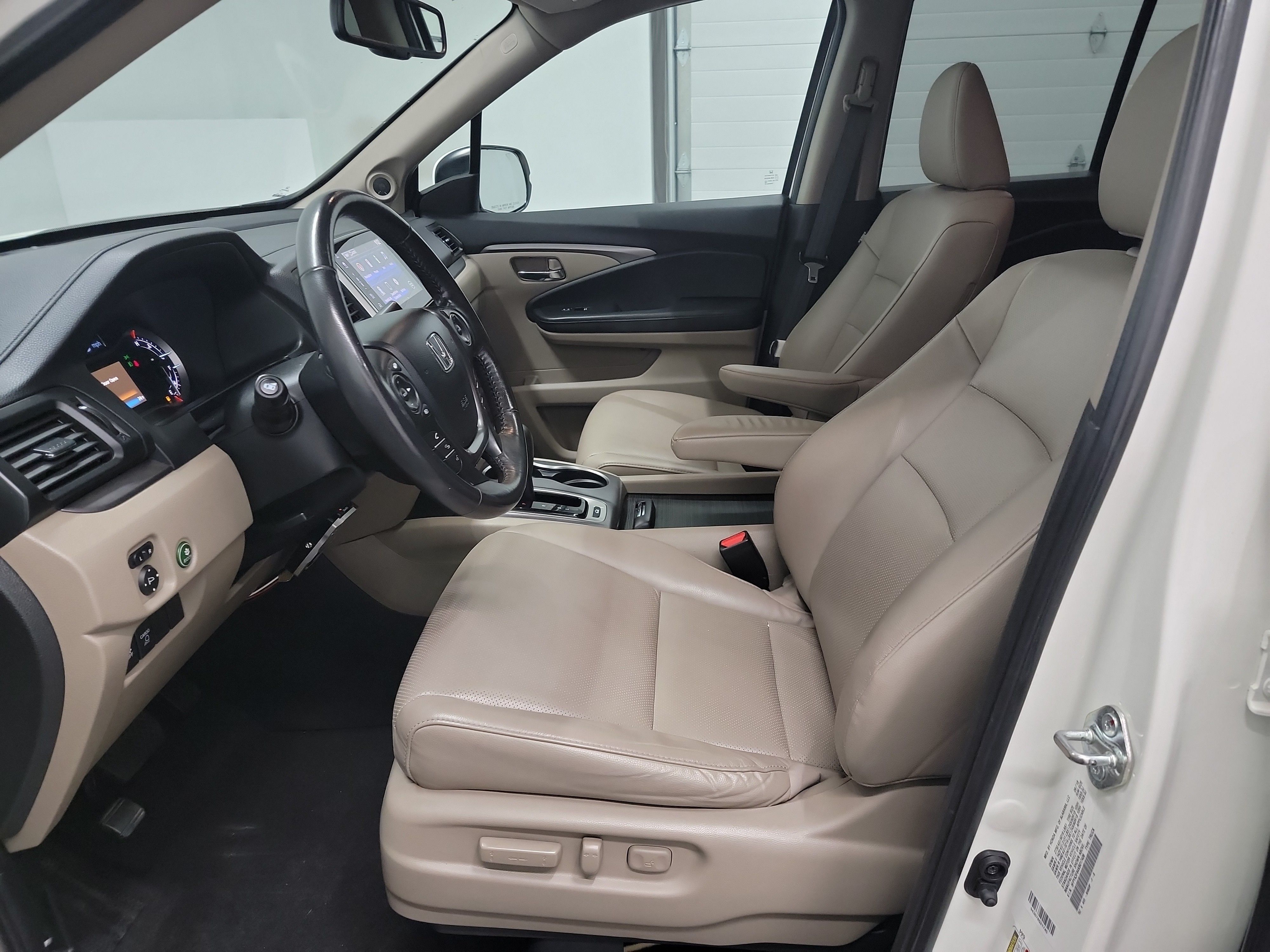 2019 Honda Ridgeline RTL-T photo
