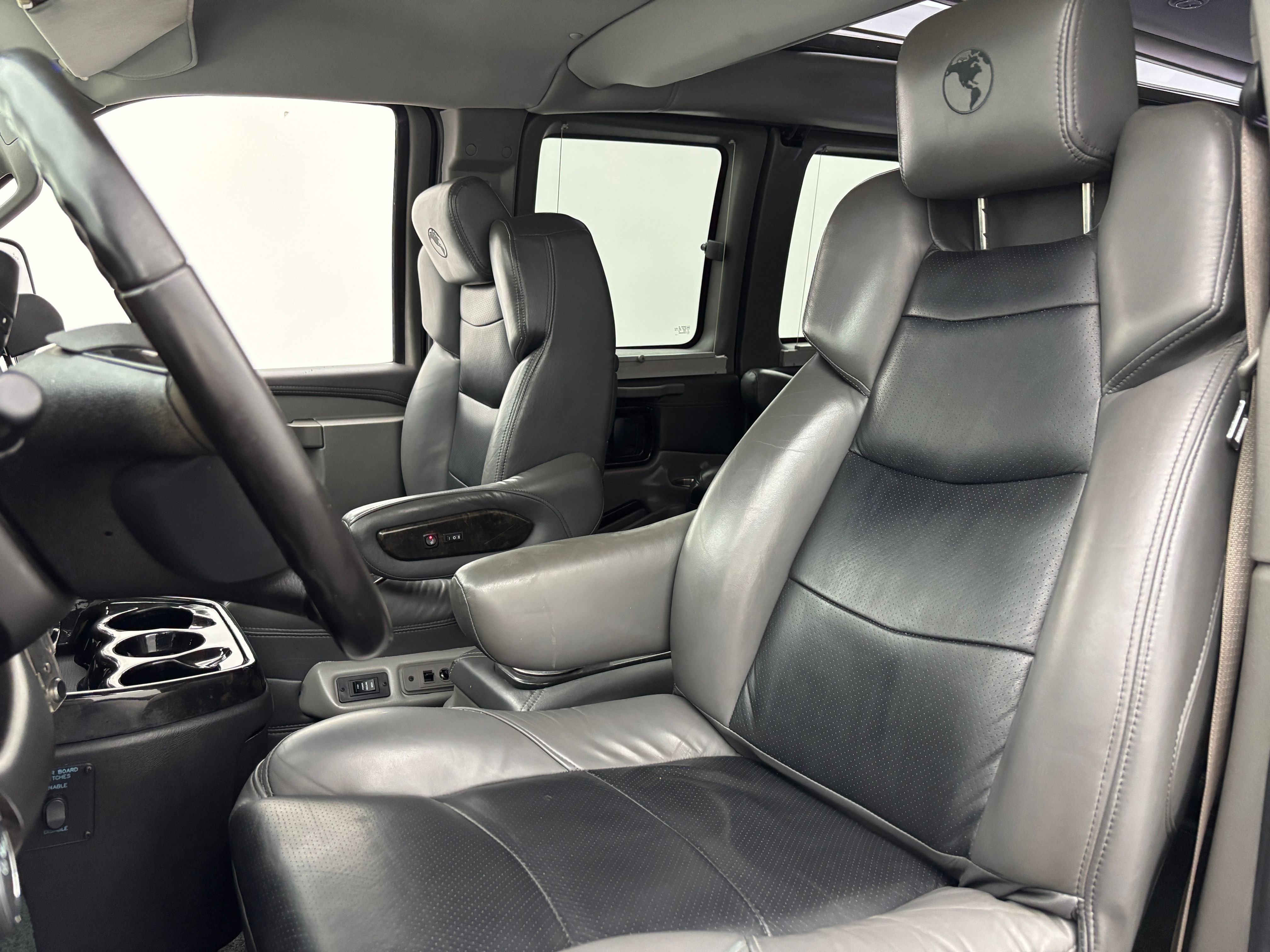 Used 2020 Onyx Black GMC Explorer Limited SE image 20