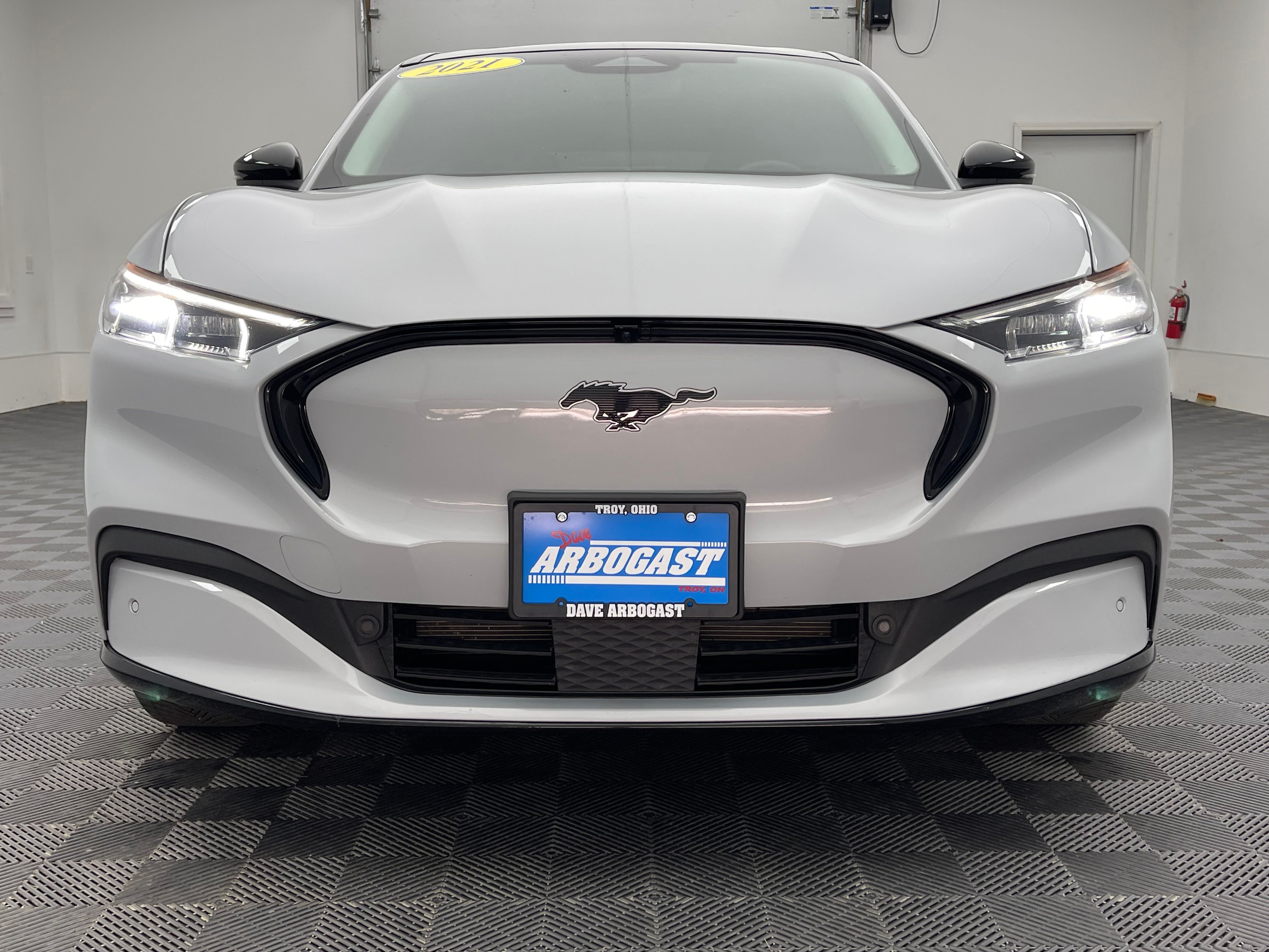 Used 2021 White Metallic Ford Premium image 14