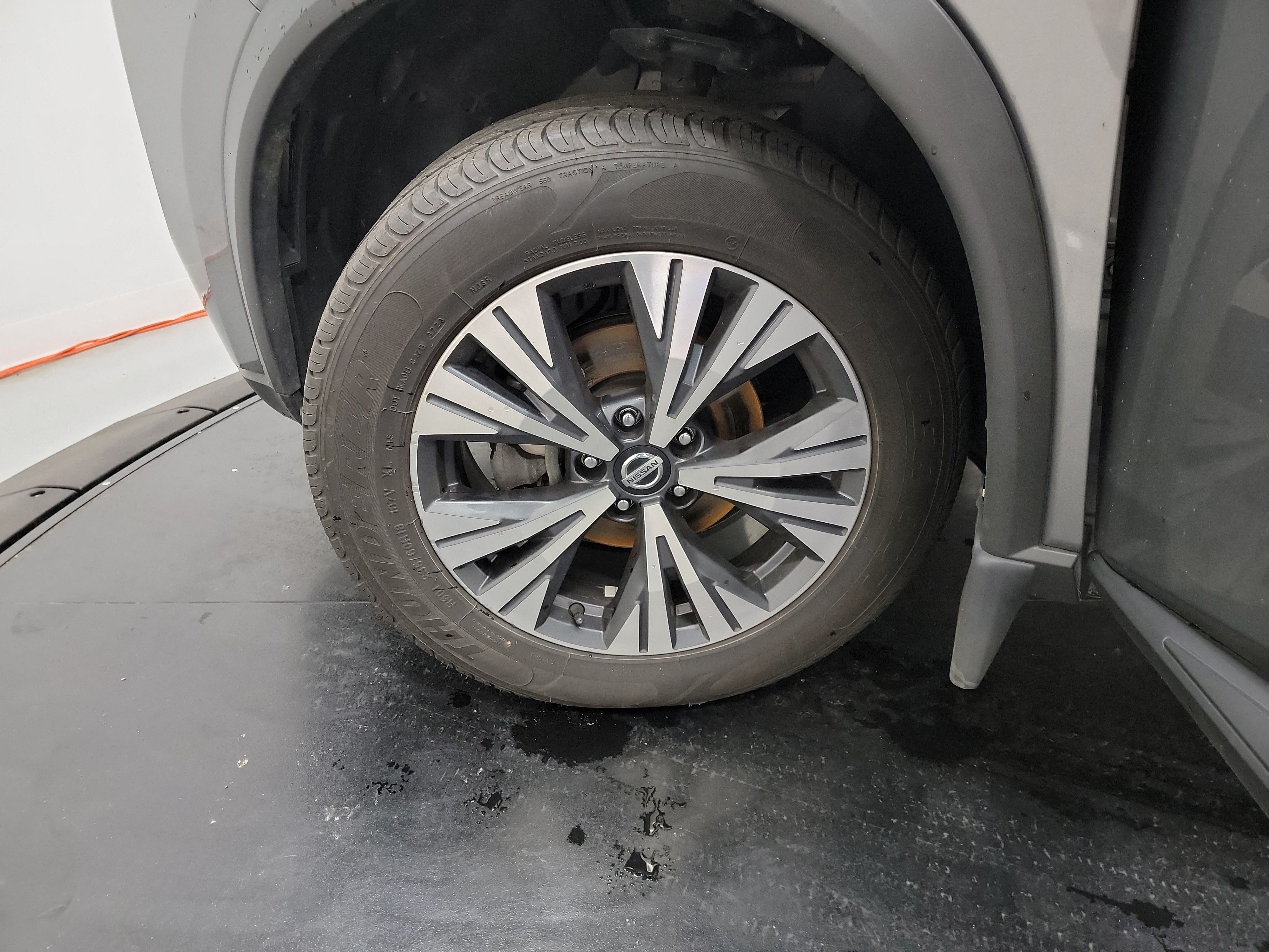 2021 Nissan Rogue SV photo