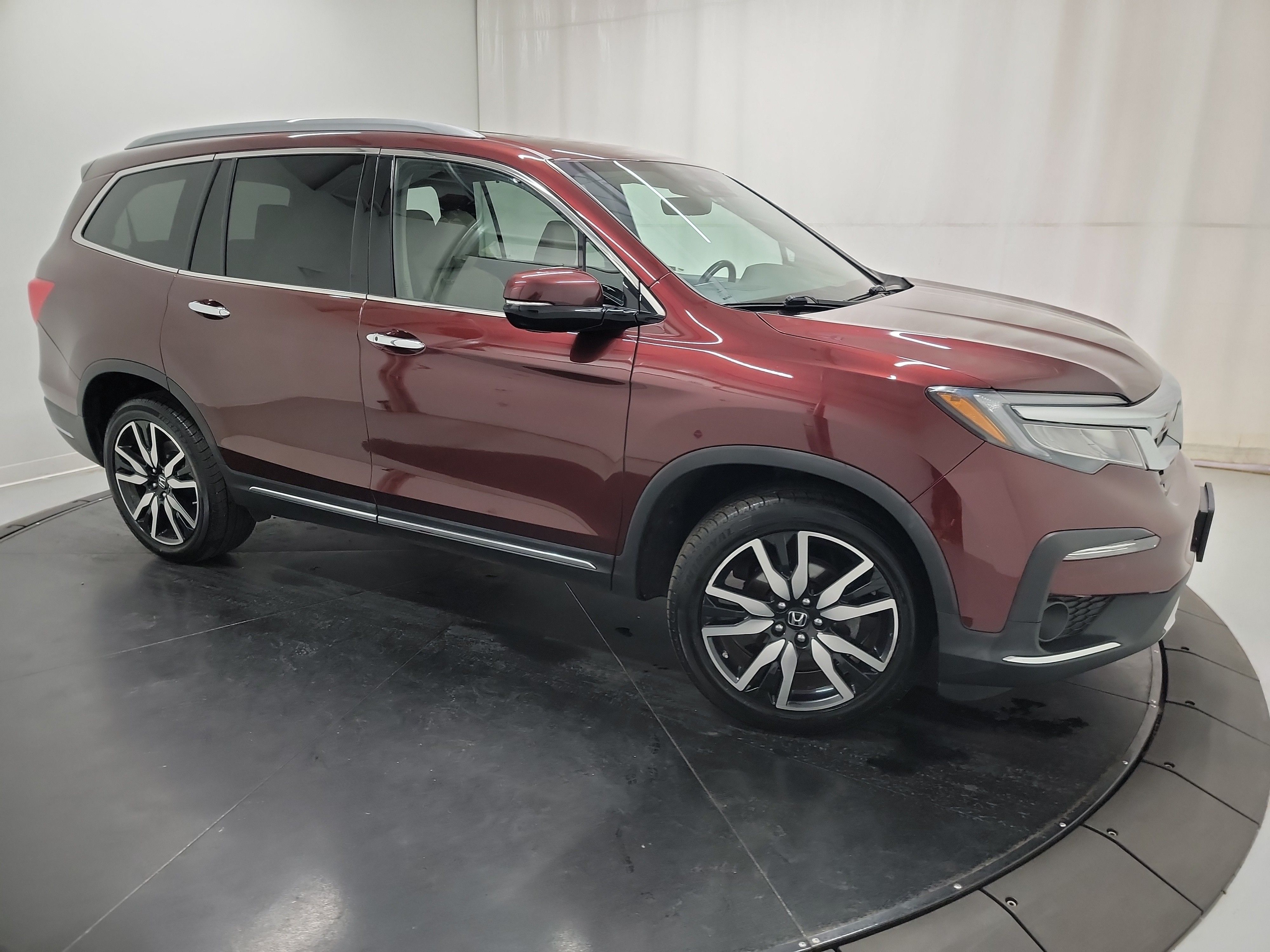2019 Honda Pilot Elite photo
