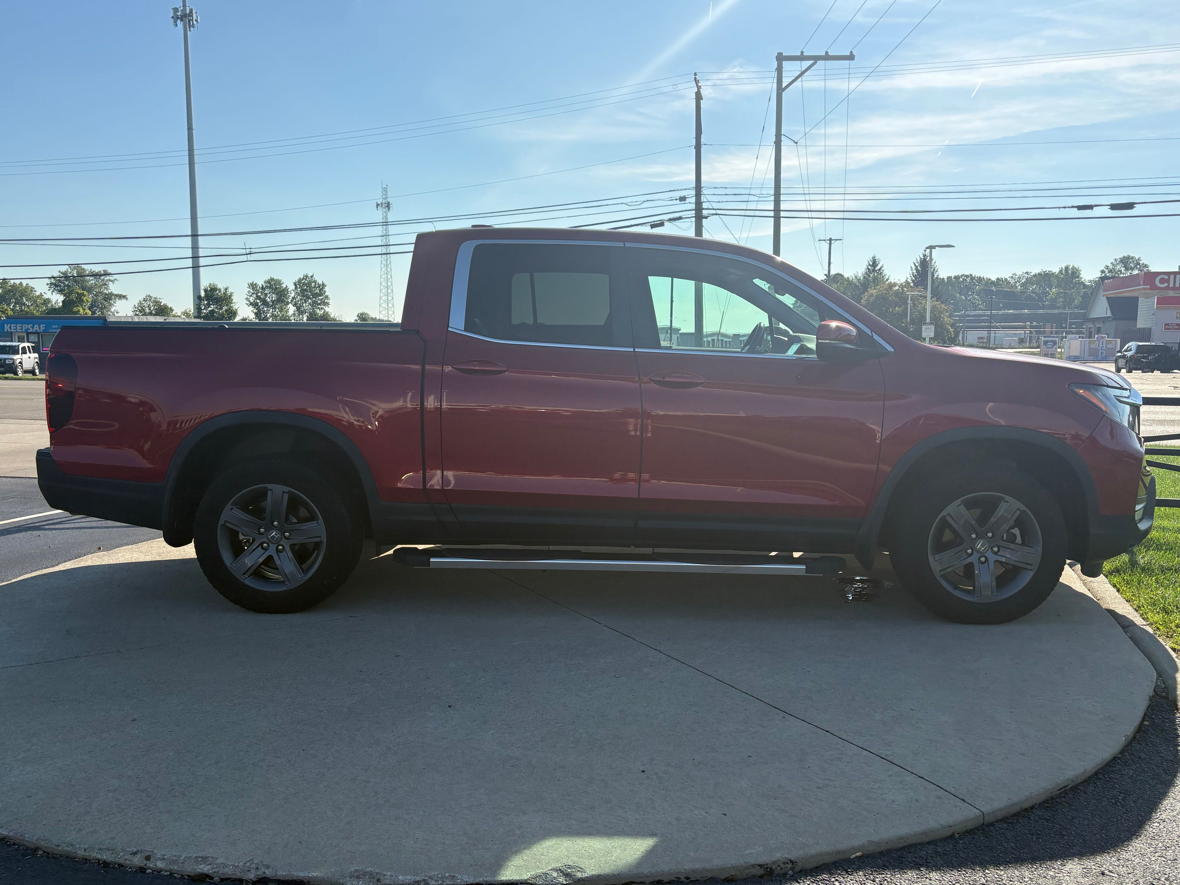 Used 2023 Red Honda RTL image 8