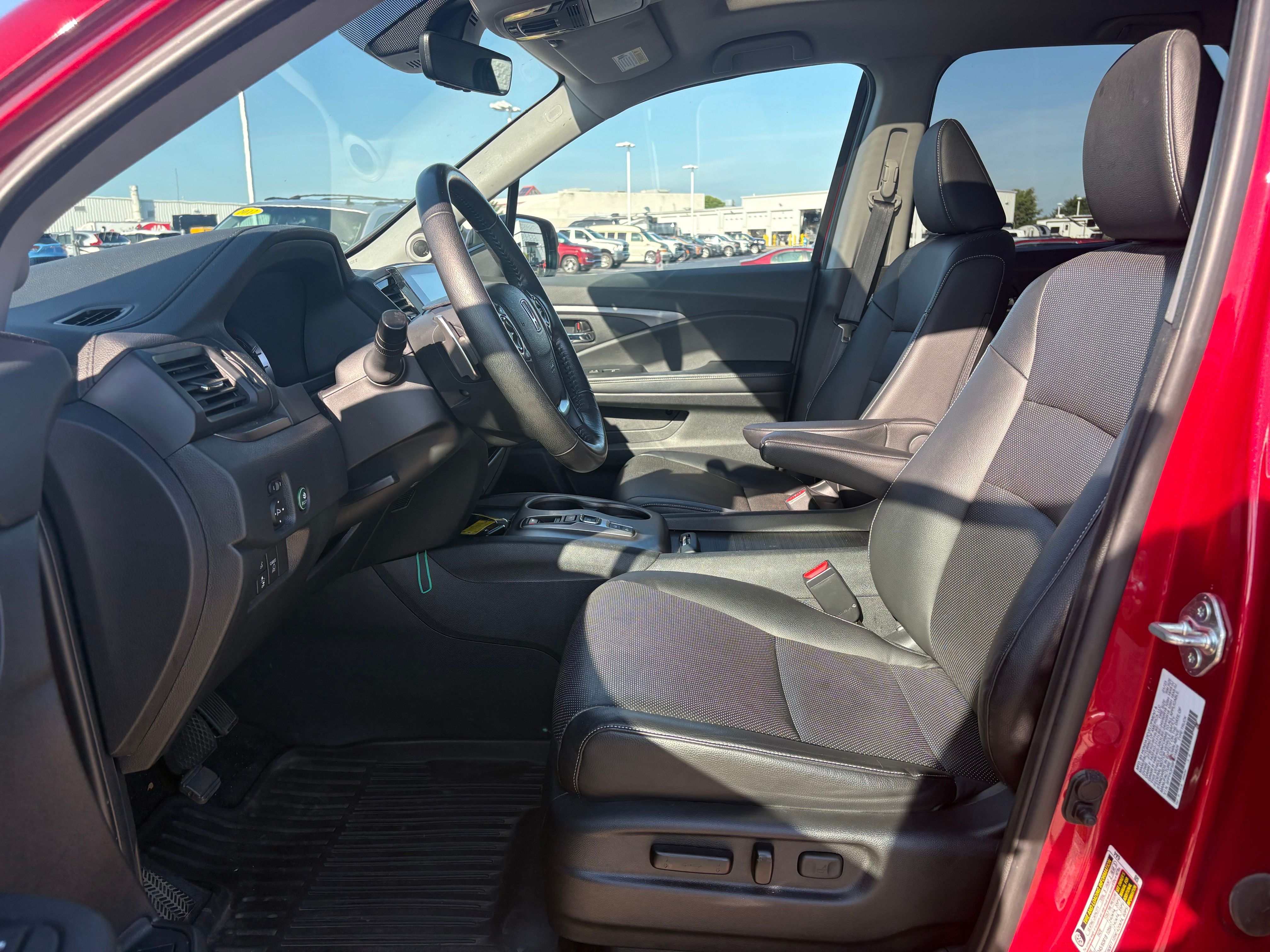 Used 2023 Red Honda RTL image 15