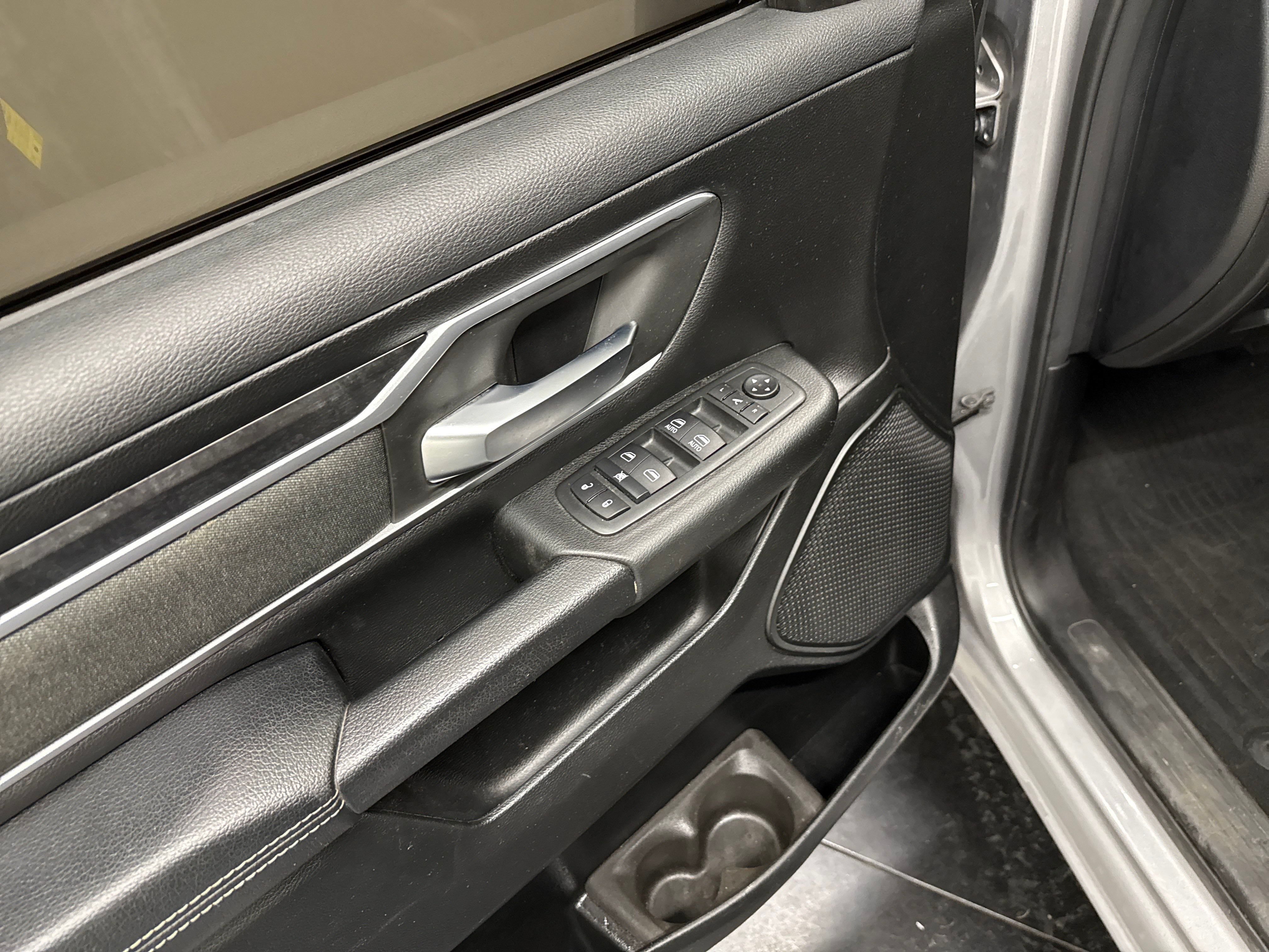 2020 RAM 1500 Big Horn/Lone Star photo