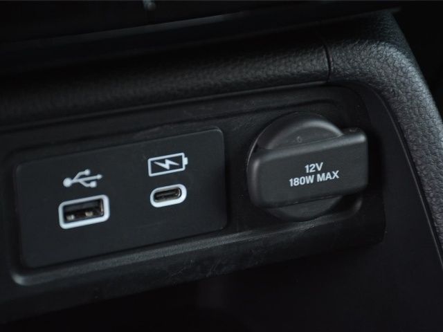 Used 2025 Honda Pilot SUV