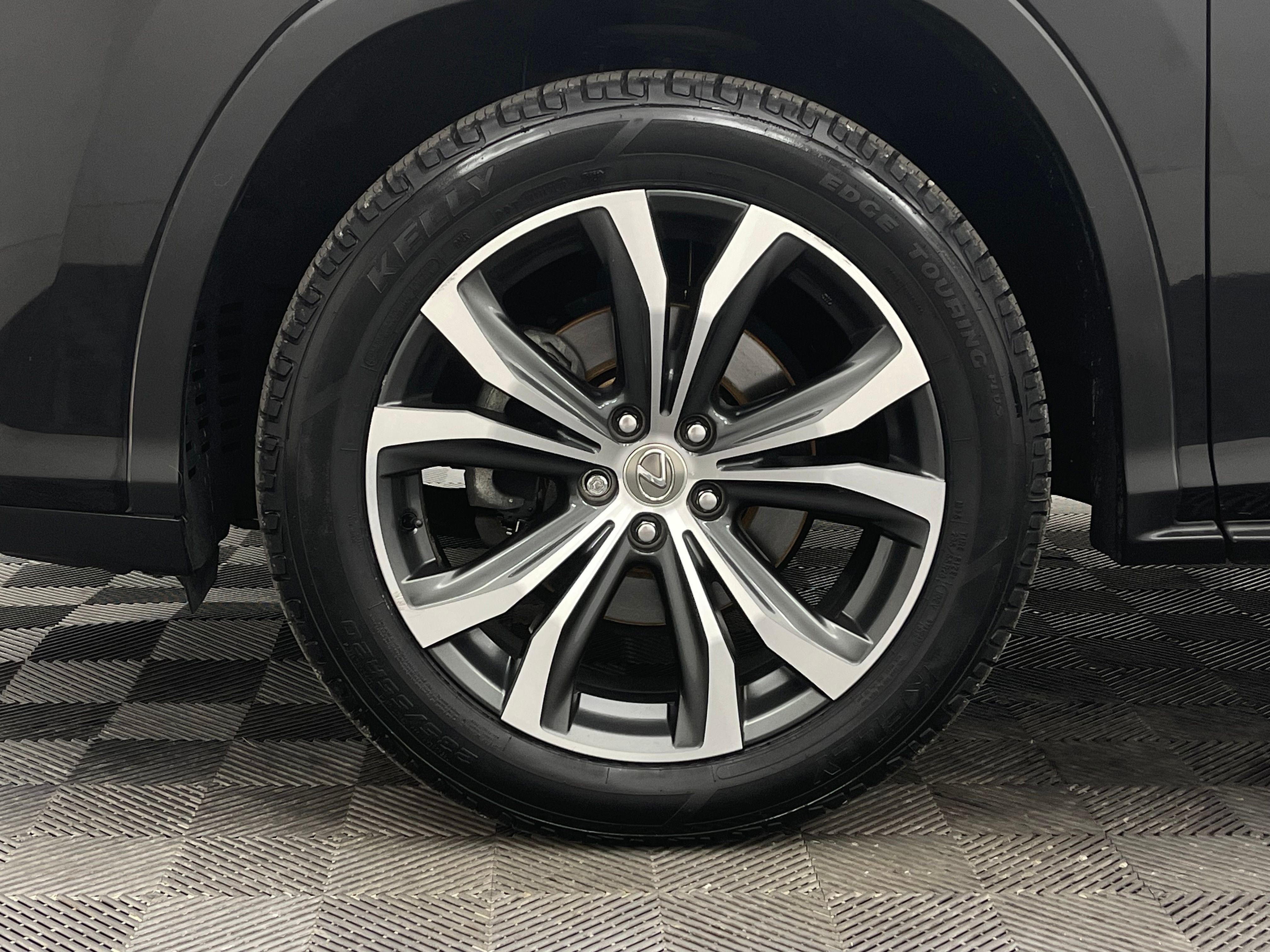 Used 2016 Obsidian Lexus 350 image 15