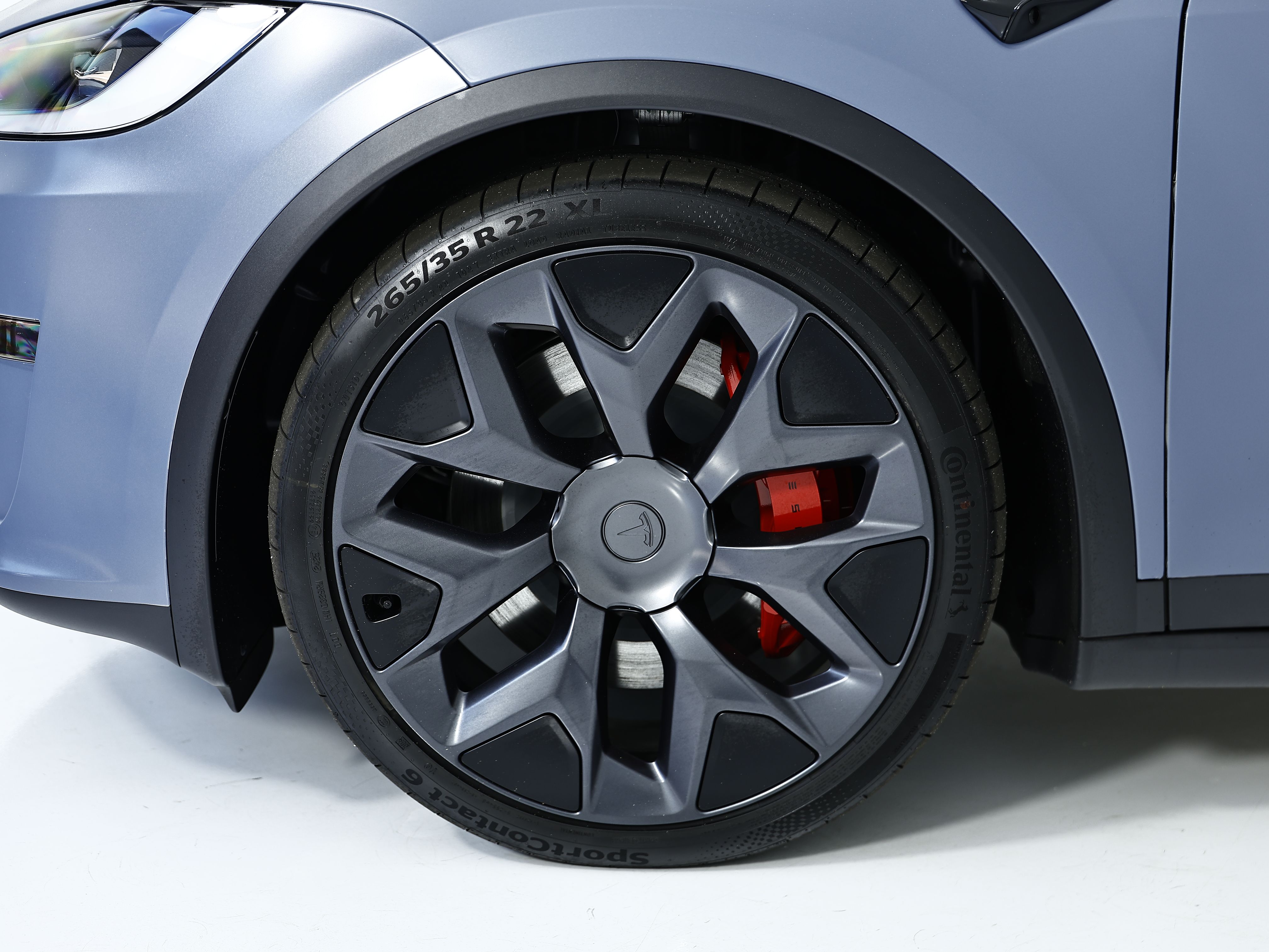 Used 2026 Blue Tesla Plaid image 13