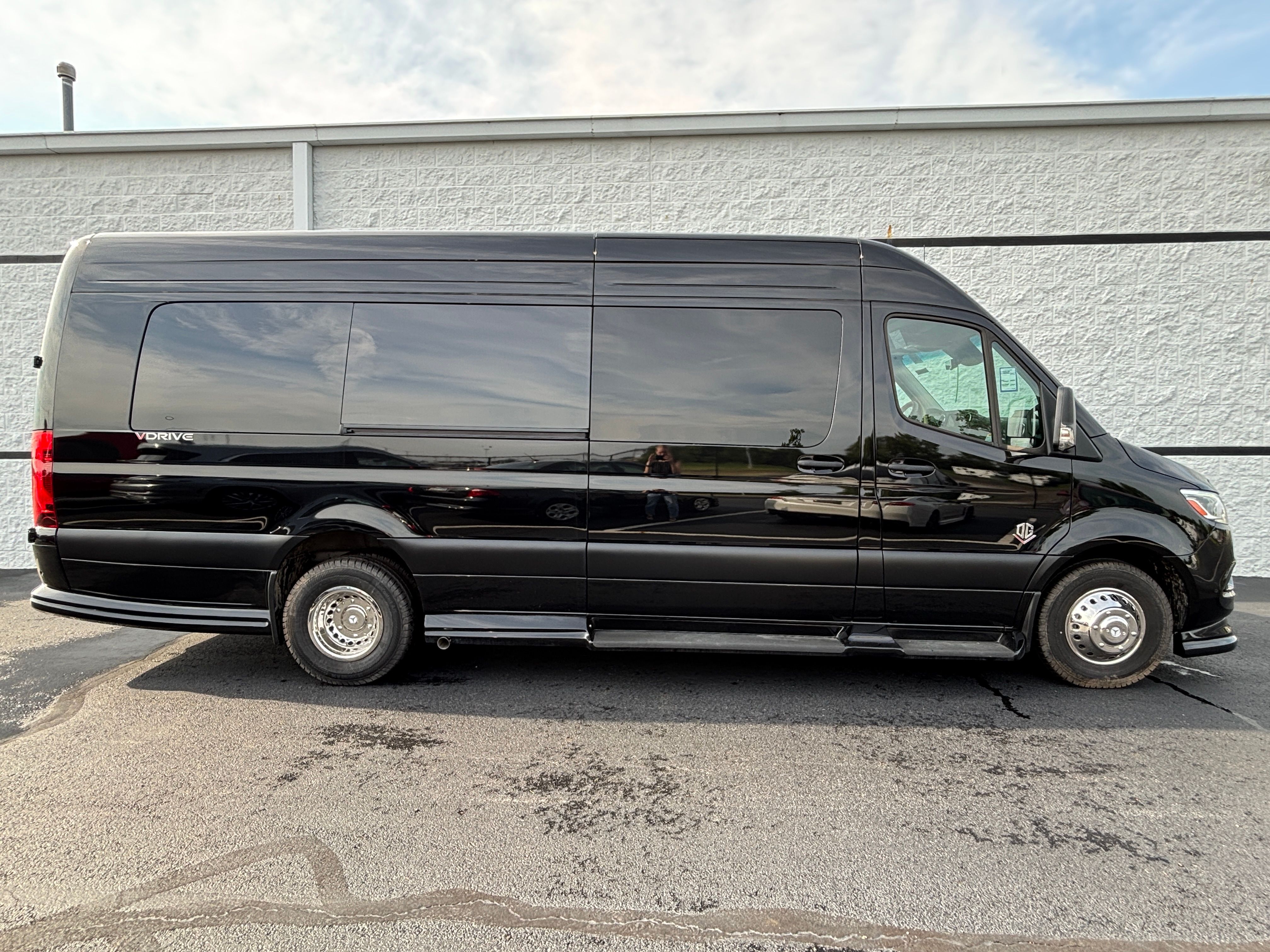 New 2027 Black Mercedes-Benz Discovery Executive image 6