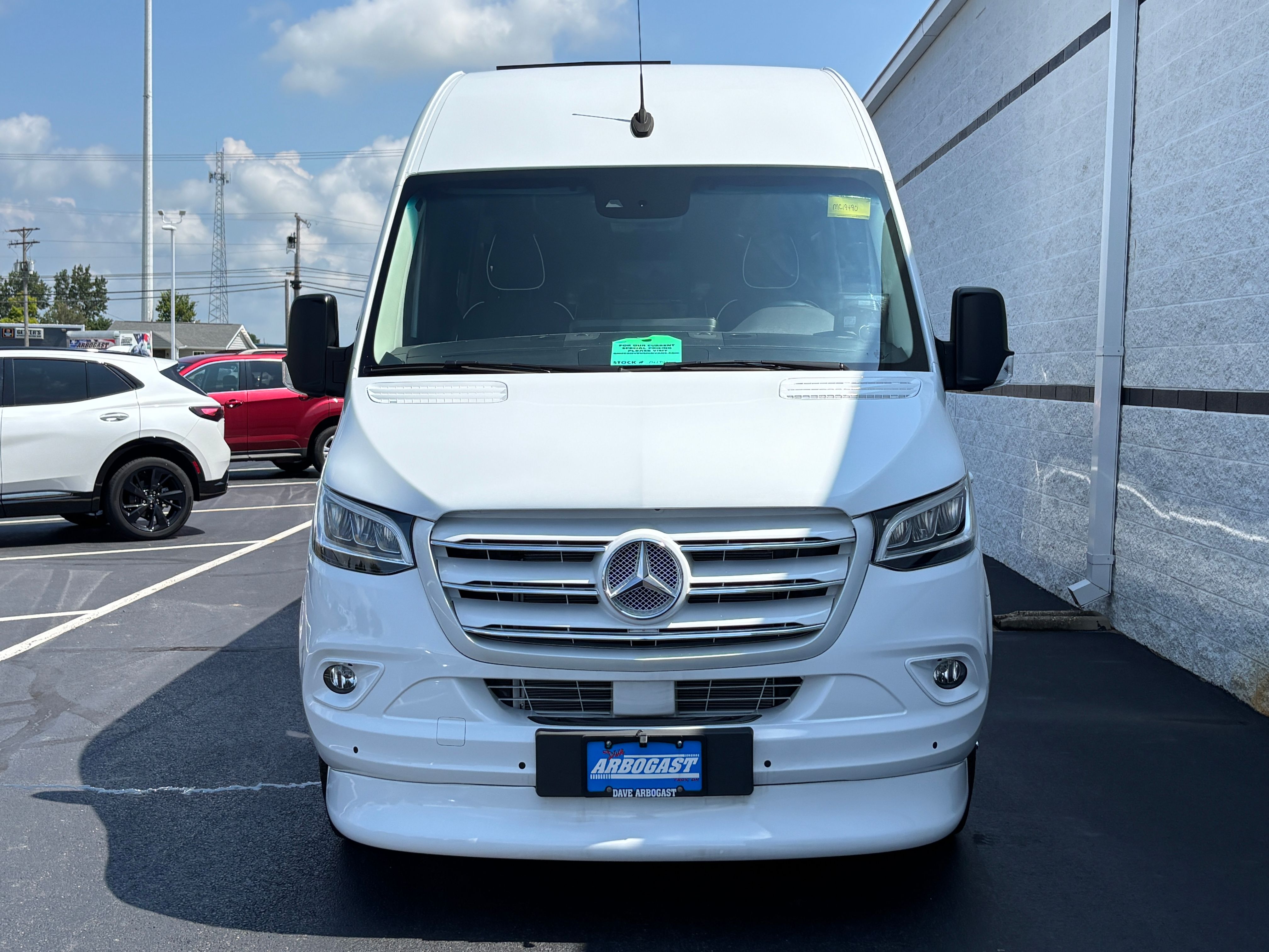 New 2026 Arctic White Mercedes-Benz Discovery Cross Country image 7
