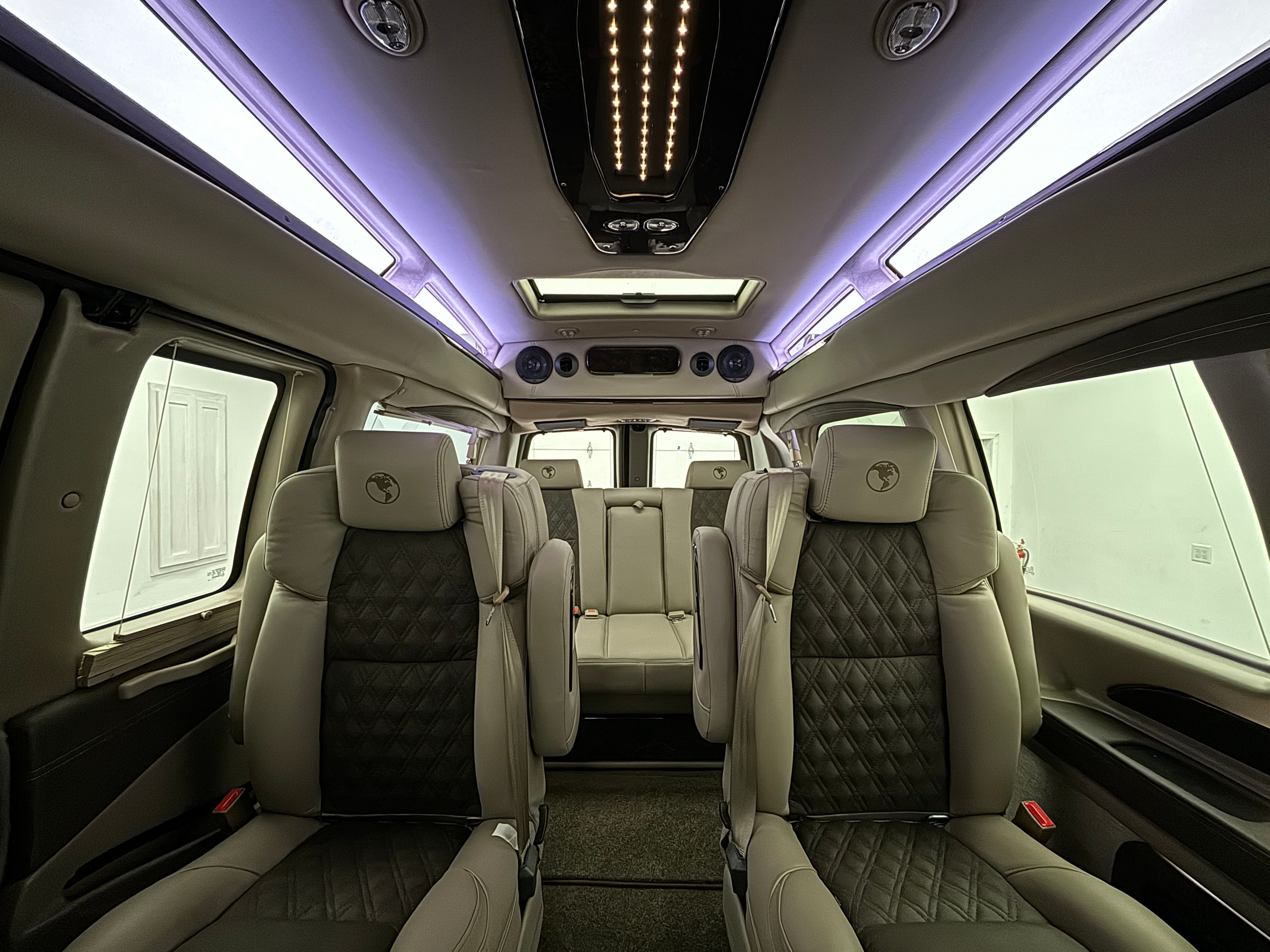 New 2026 Onyx Black GMC Explorer Limited SE image 2