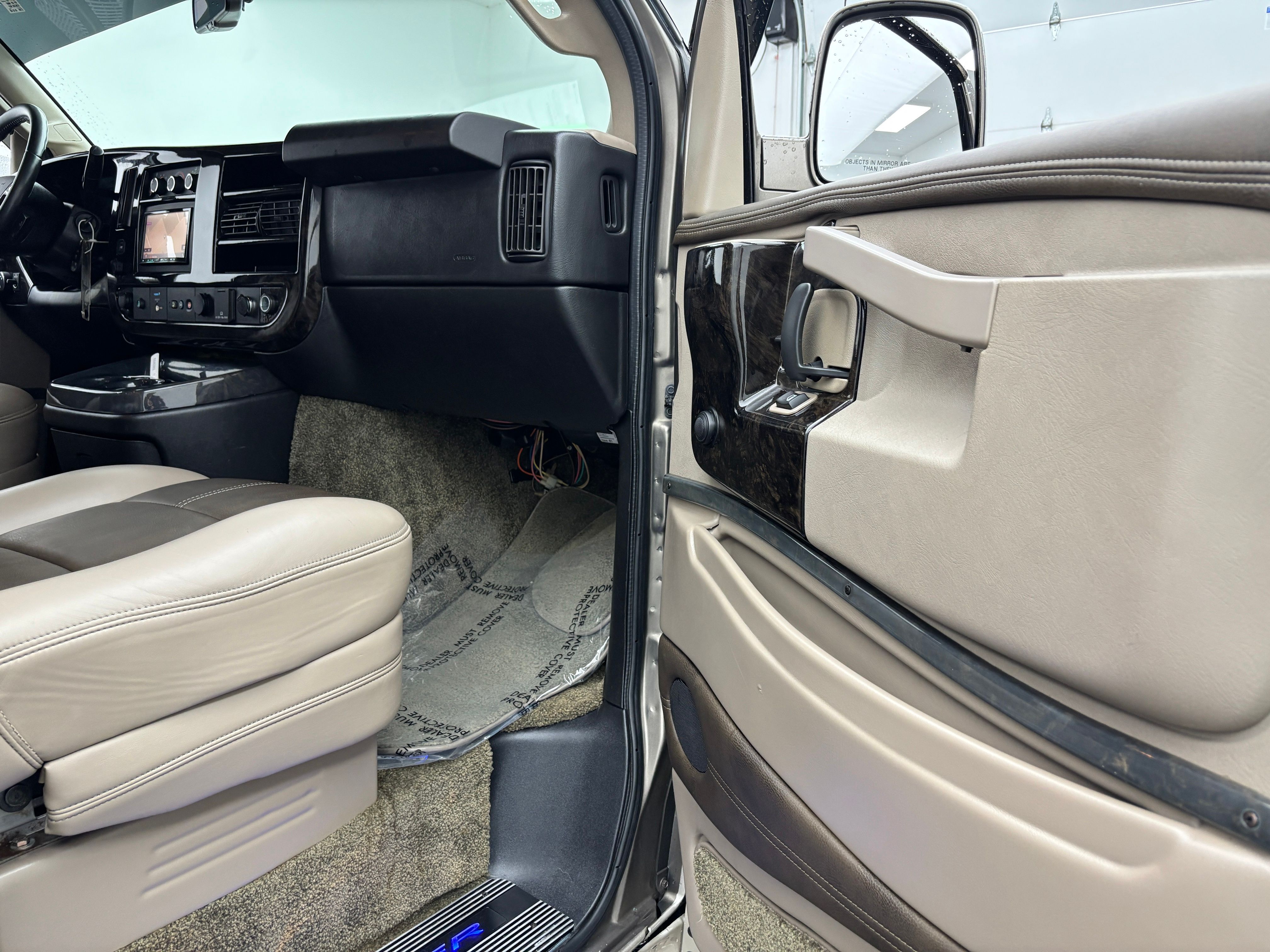 Used 2017 Brownstone Metallic Chevrolet Explorer Limited SE image 12
