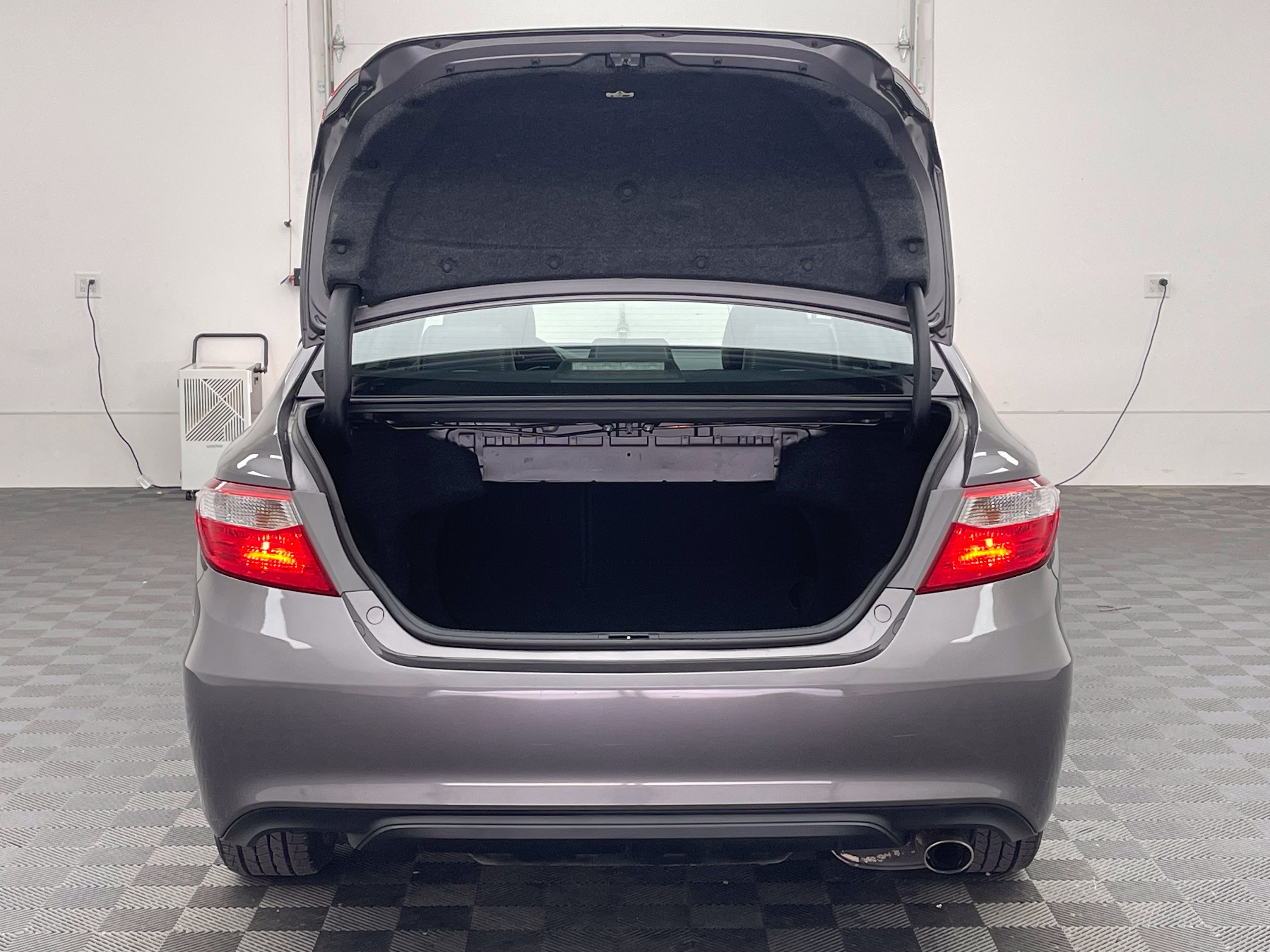 Used 2015 Predawn Gray Mica Toyota SE image 8