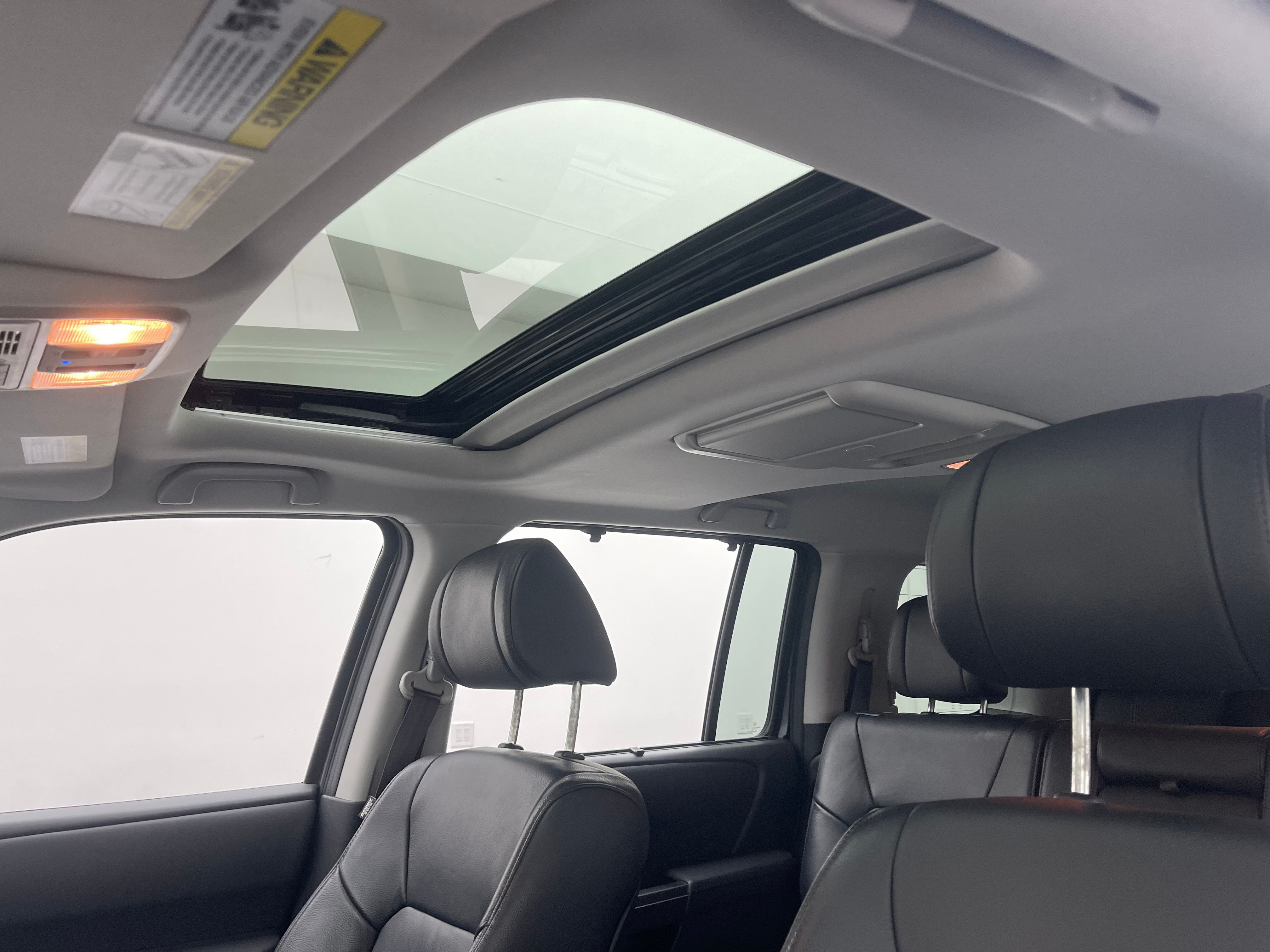Used 2015 Modern Steel Metallic Honda Touring image 5