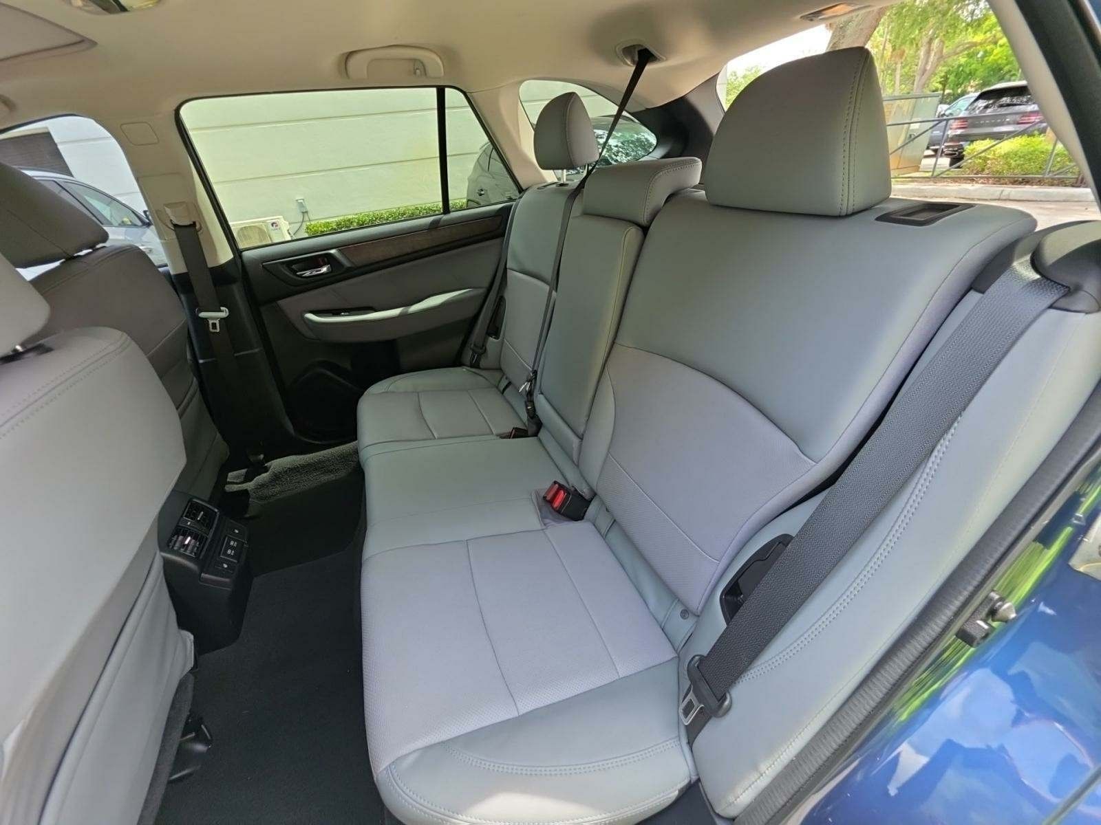 2019 Subaru Outback 2.5i photo