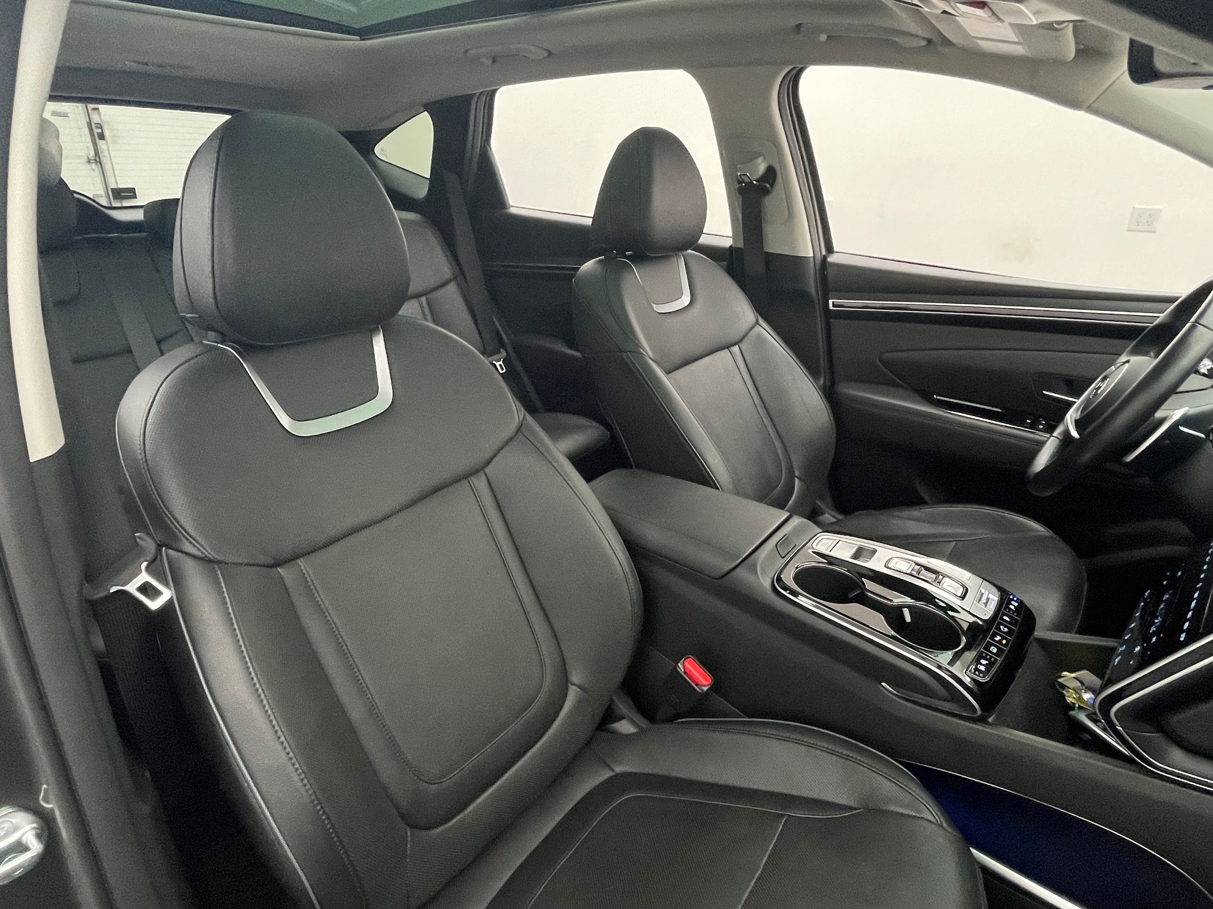 Used 2023 Amazon Gray Hyundai Limited image 37