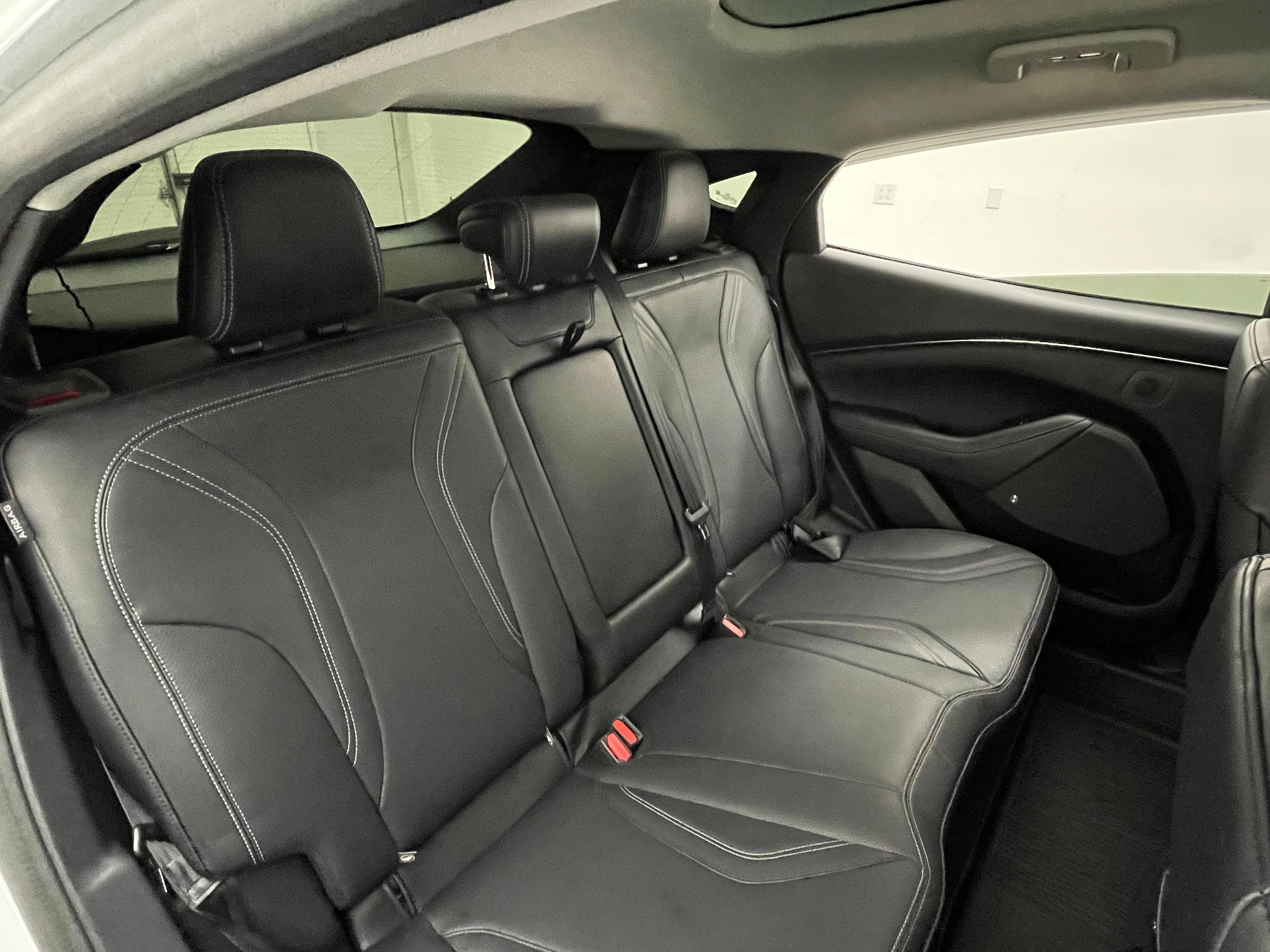 Used 2021 White Metallic Ford Premium image 39