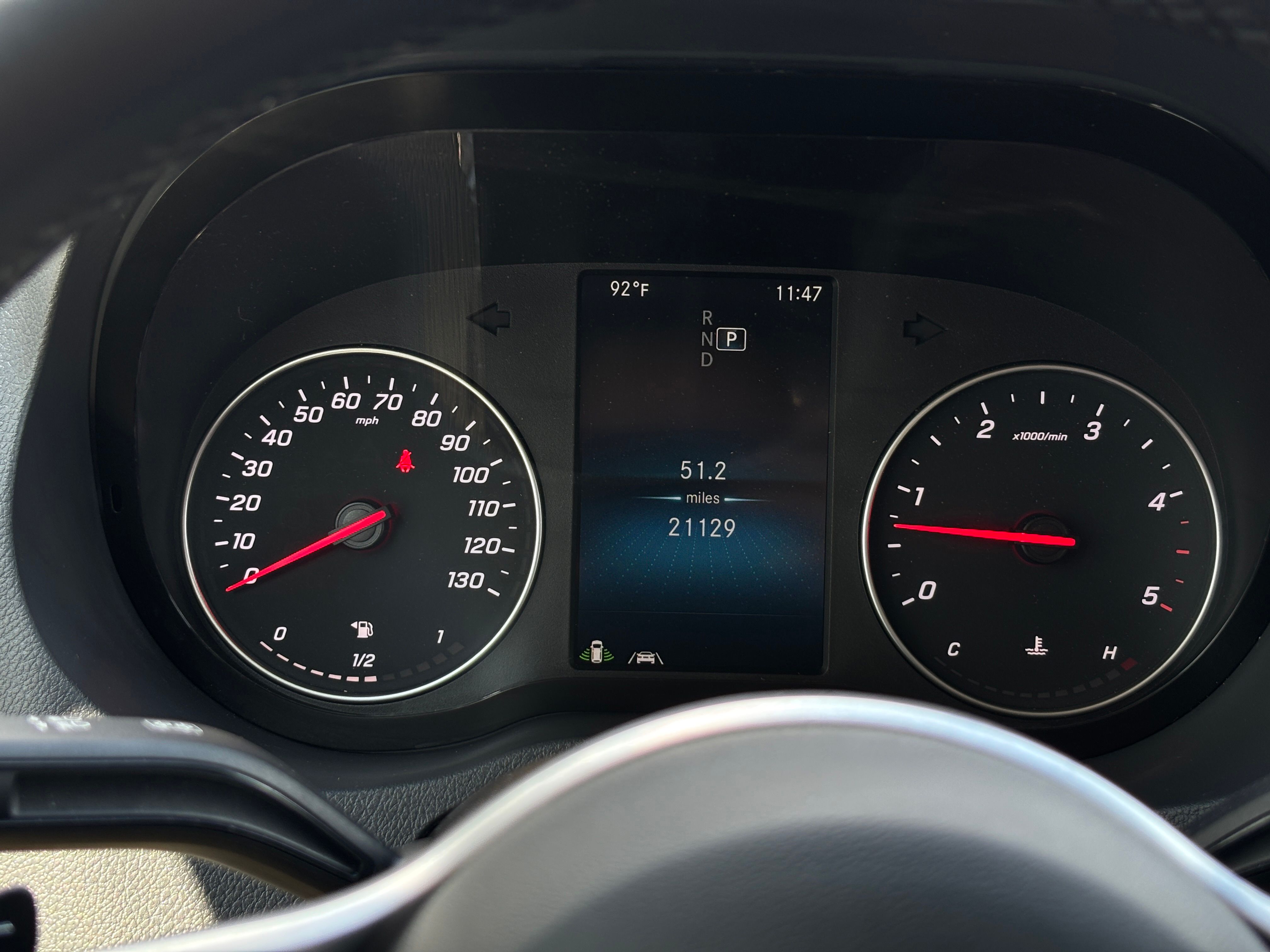Used 2021 Silver Mercedes-Benz Midwest Luxe Cruiser image 31