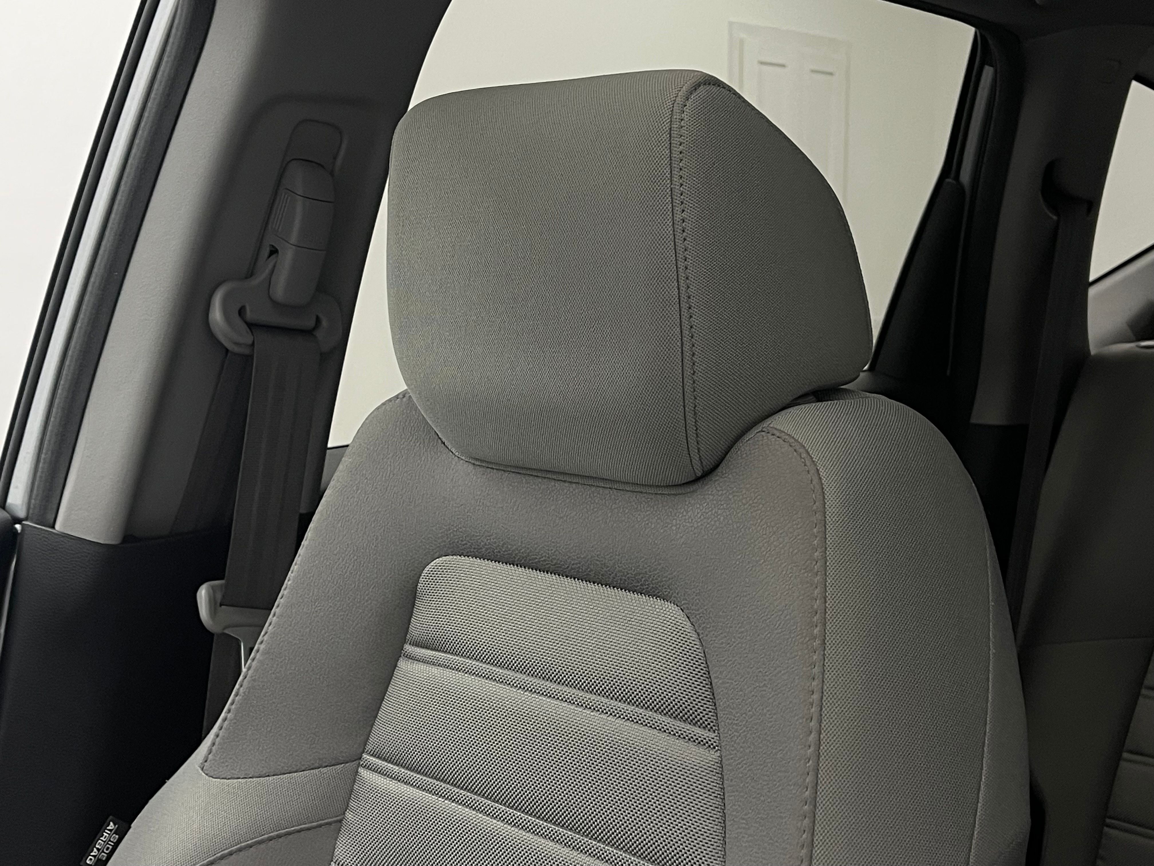 Used 2018 Silver Honda EX image 42