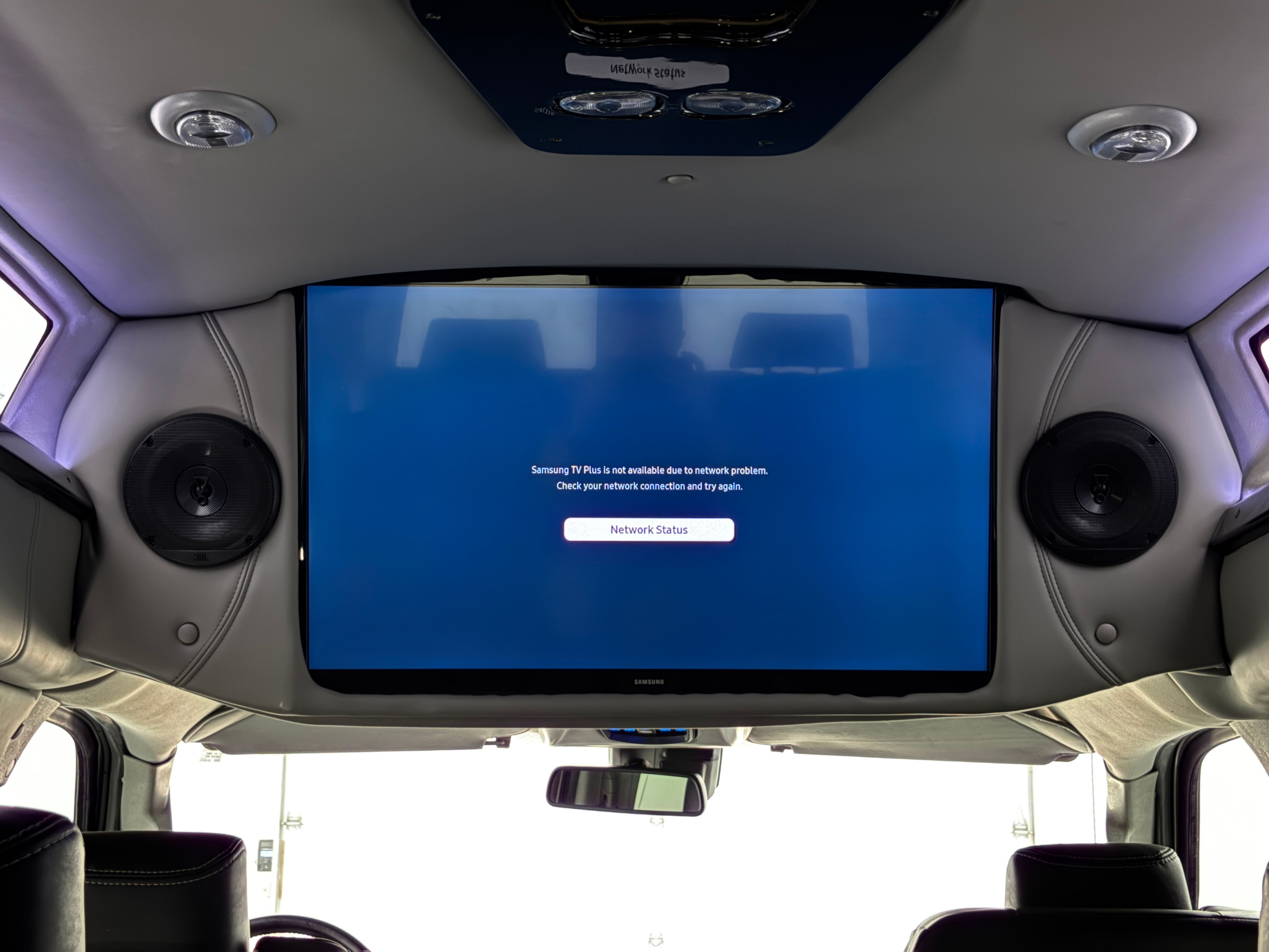 Used 2024 Special Exterior Color GMC Explorer Limited SE image 4
