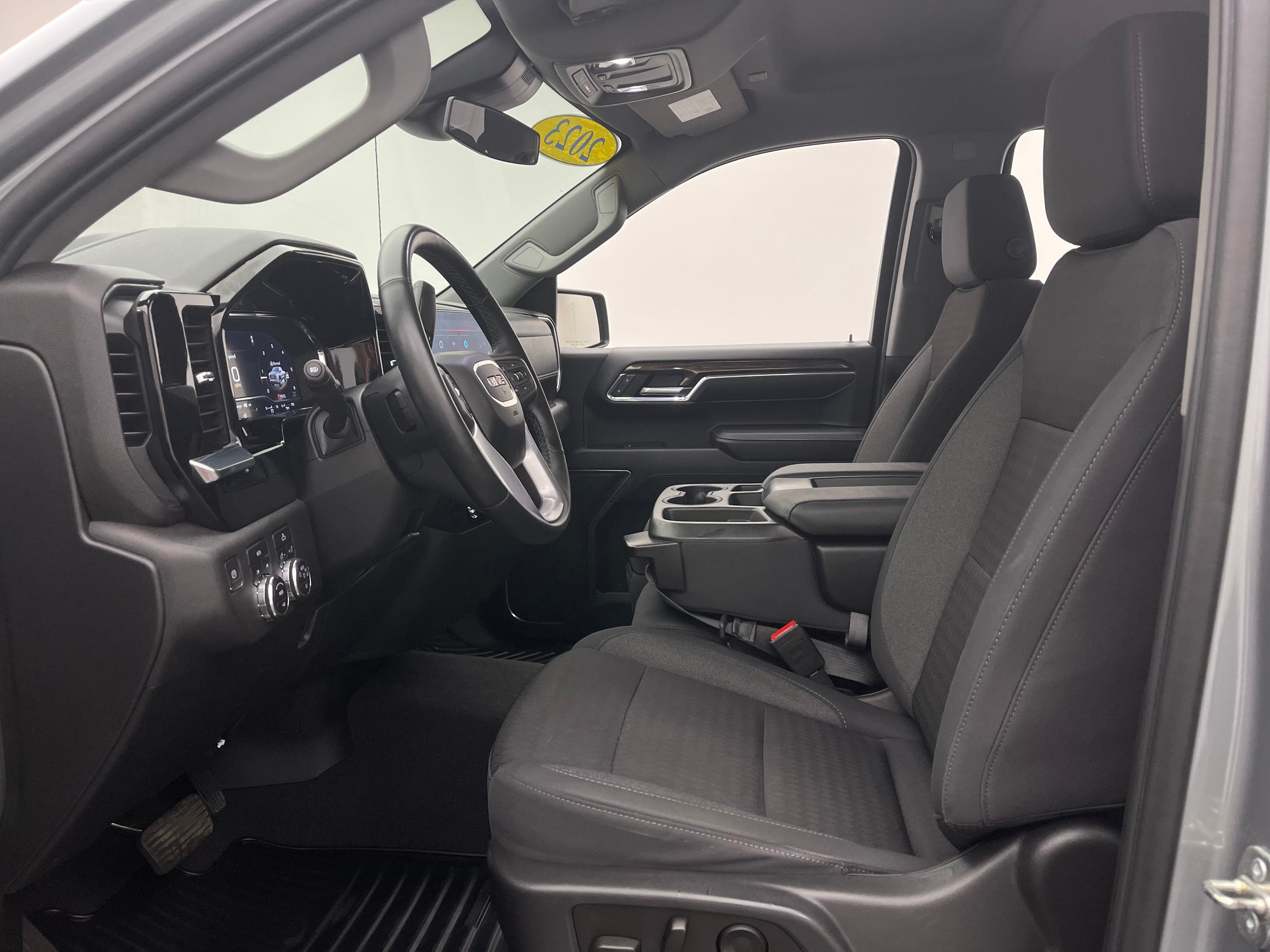 Used 2023 Sterling Metallic GMC Elevation image 16