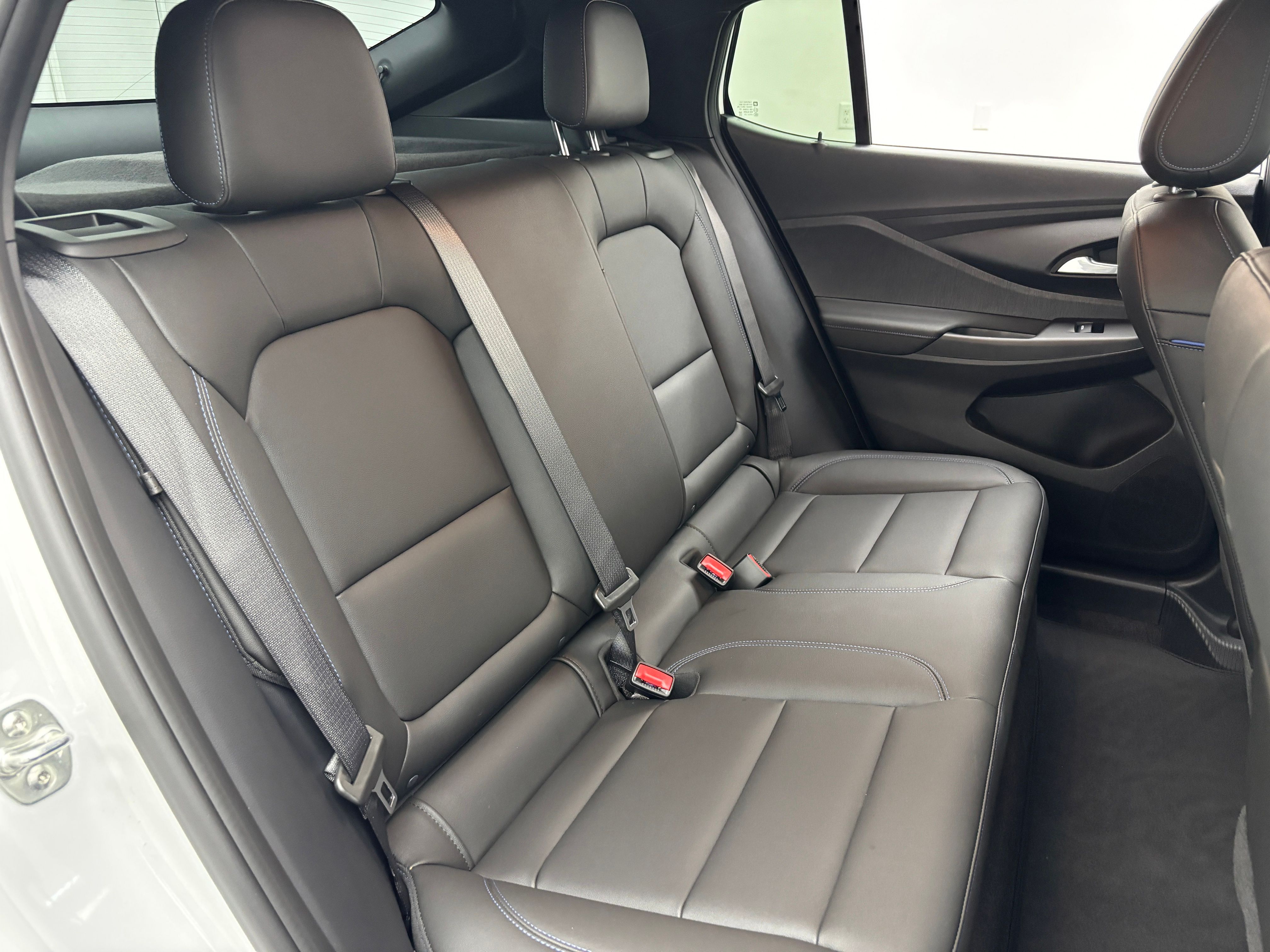 Used 2025 Summit White Buick Sport Touring image 32