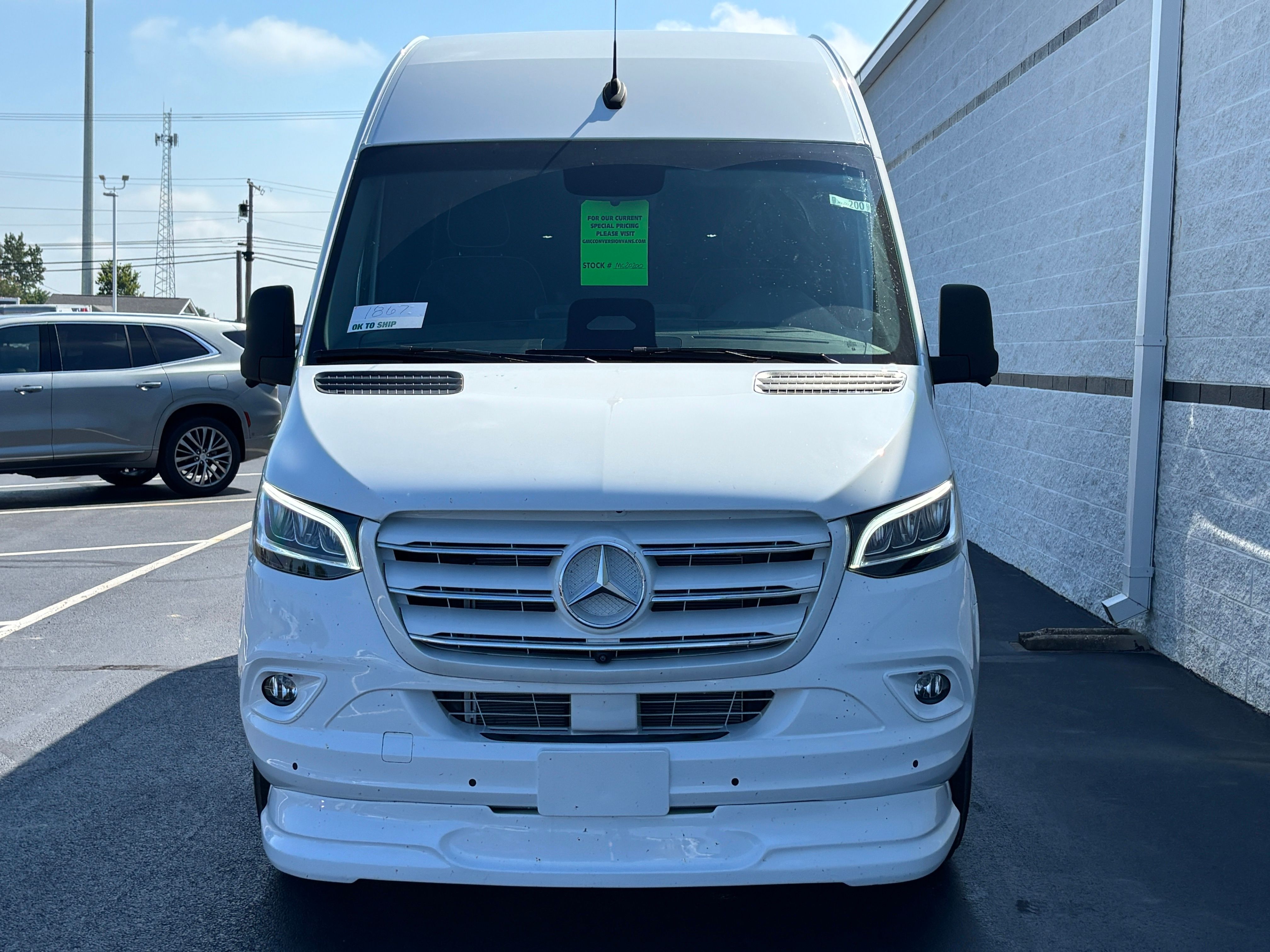 New 2027 White Mercedes-Benz Discovery Touring image 5