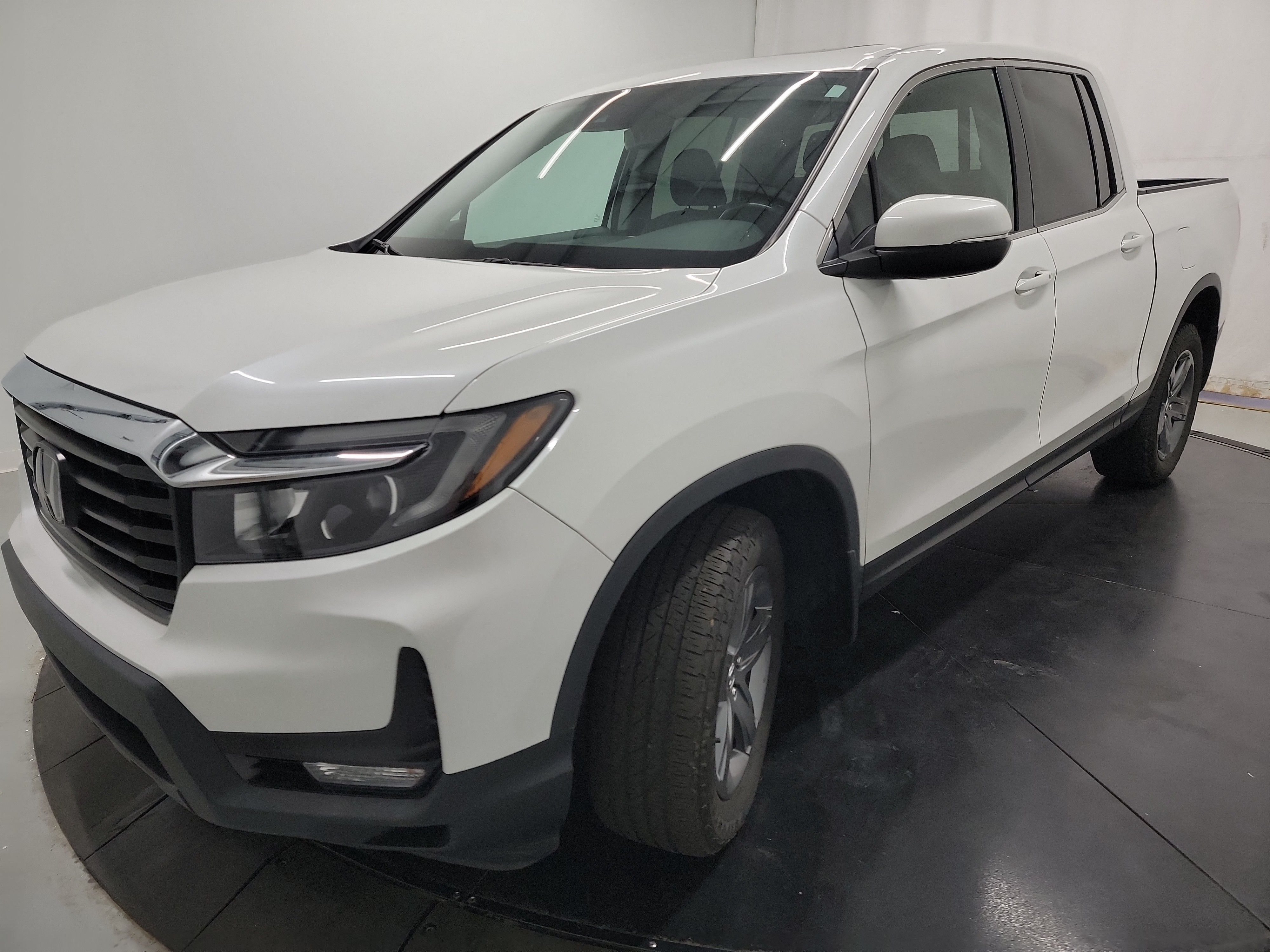 2022 Honda Ridgeline RTL photo