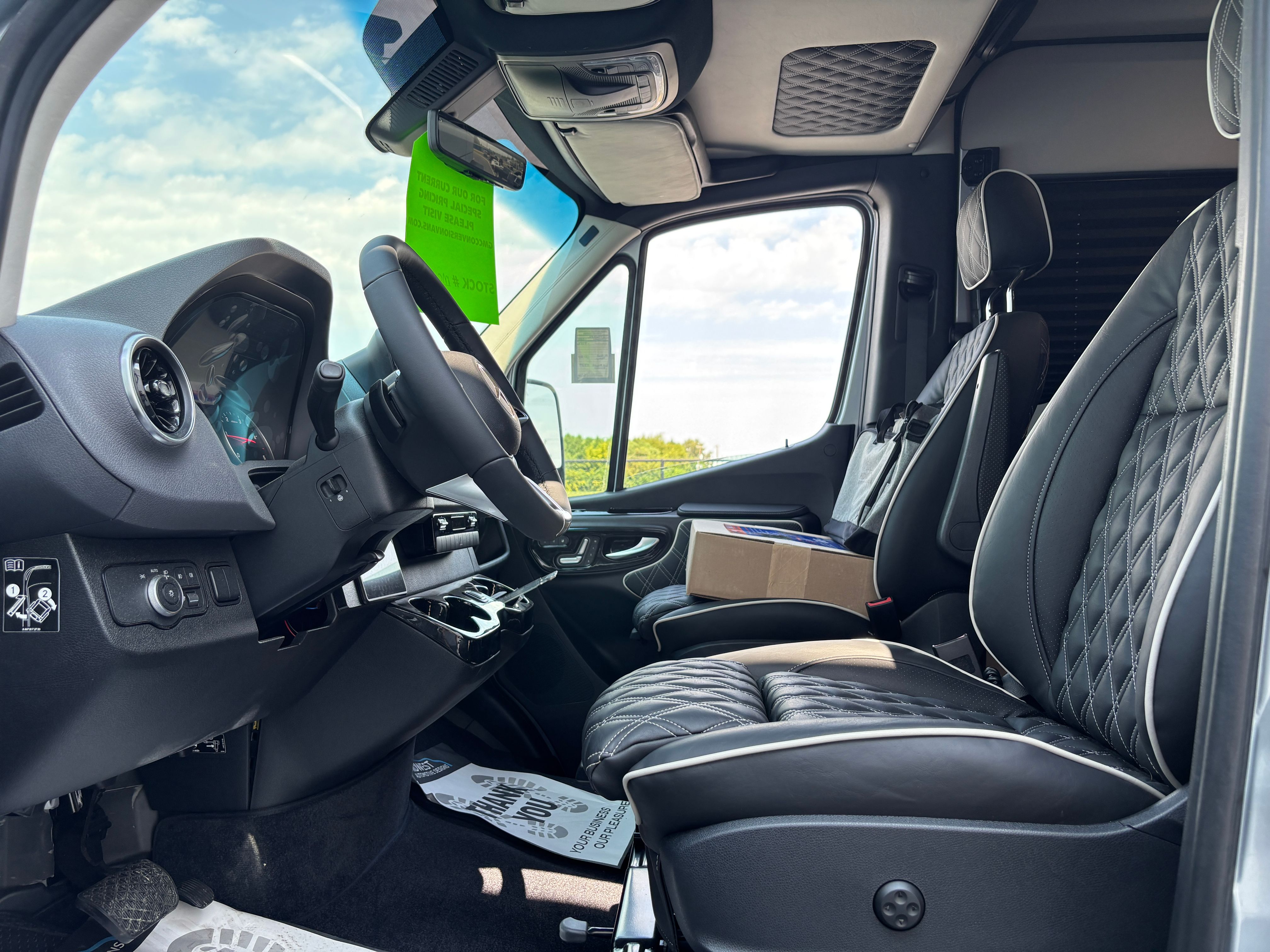 New 2027 Silver Mercedes-Benz Discovery Touring image 15