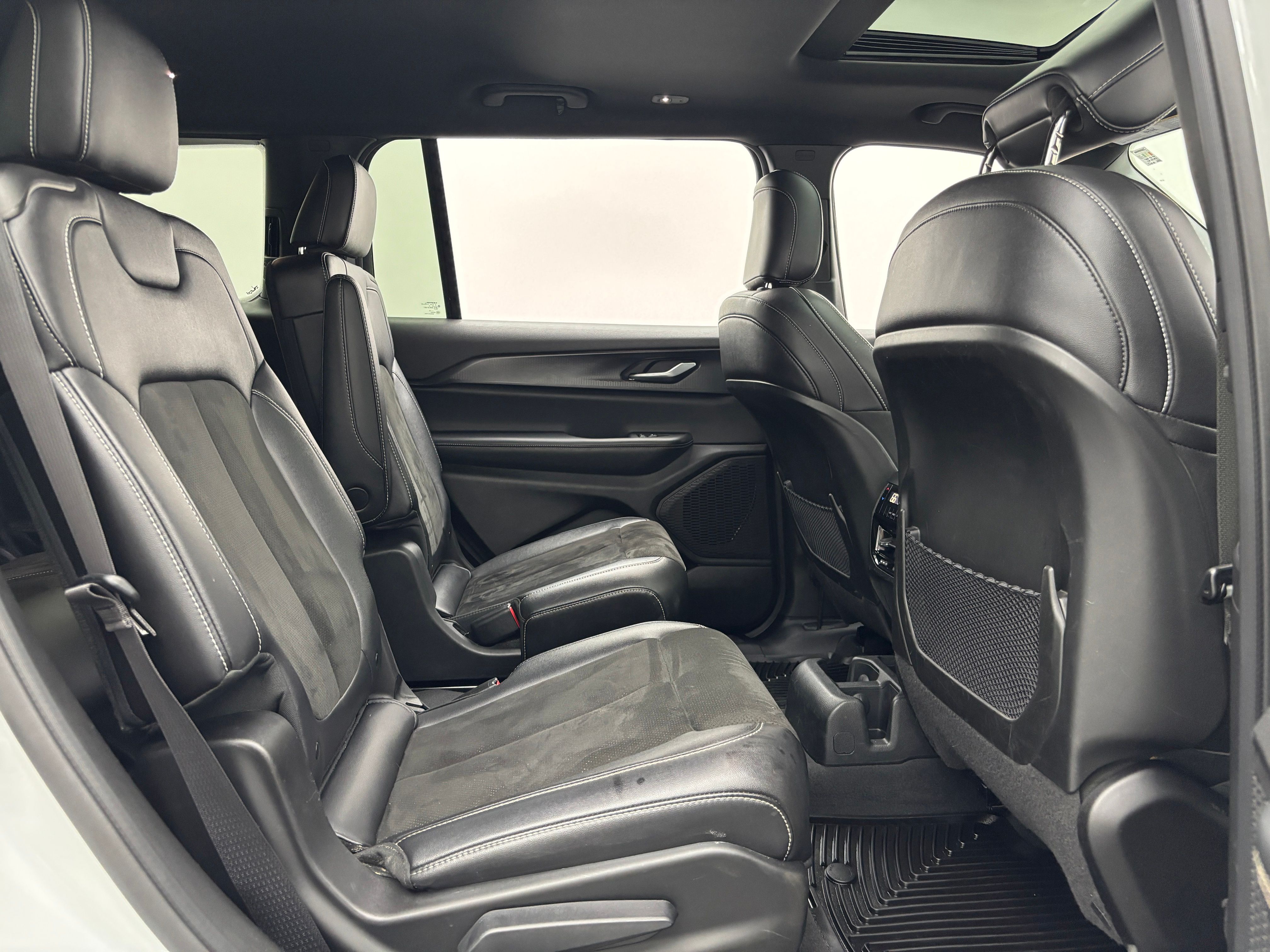 Used 2023 Bright White Clearcoat Jeep Altitude X image 38