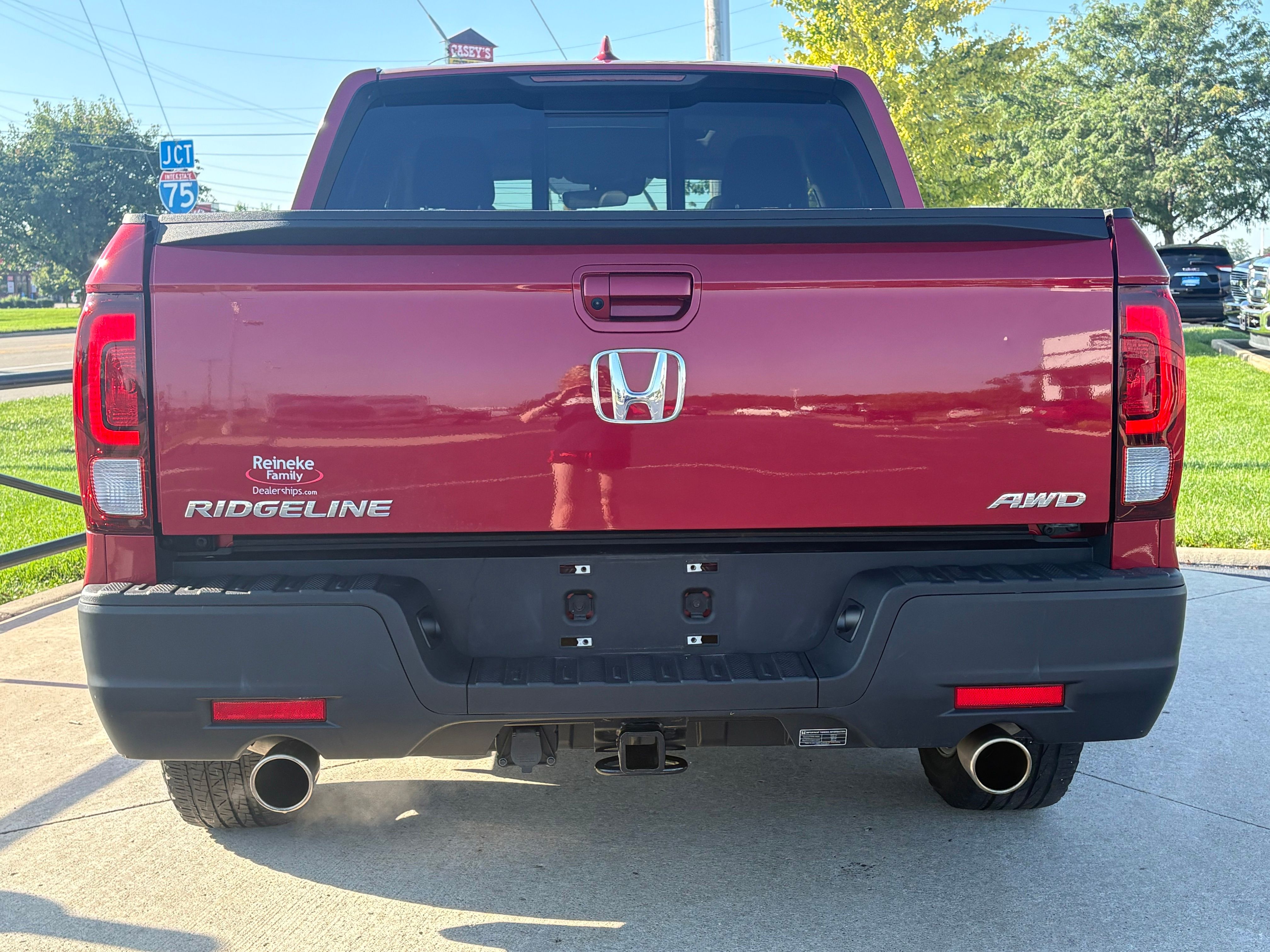 Used 2023 Red Honda RTL image 6