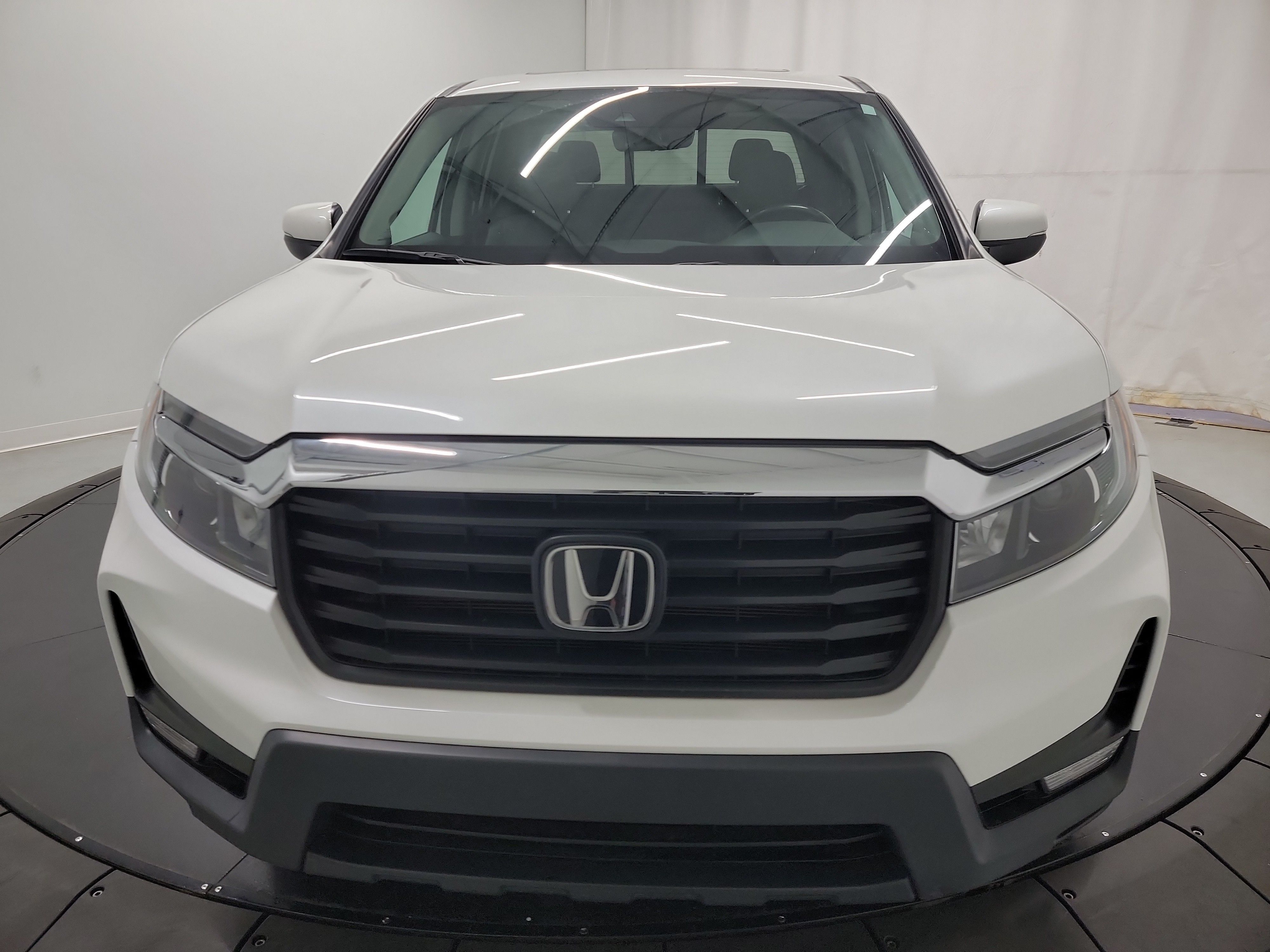 2022 Honda Ridgeline RTL photo