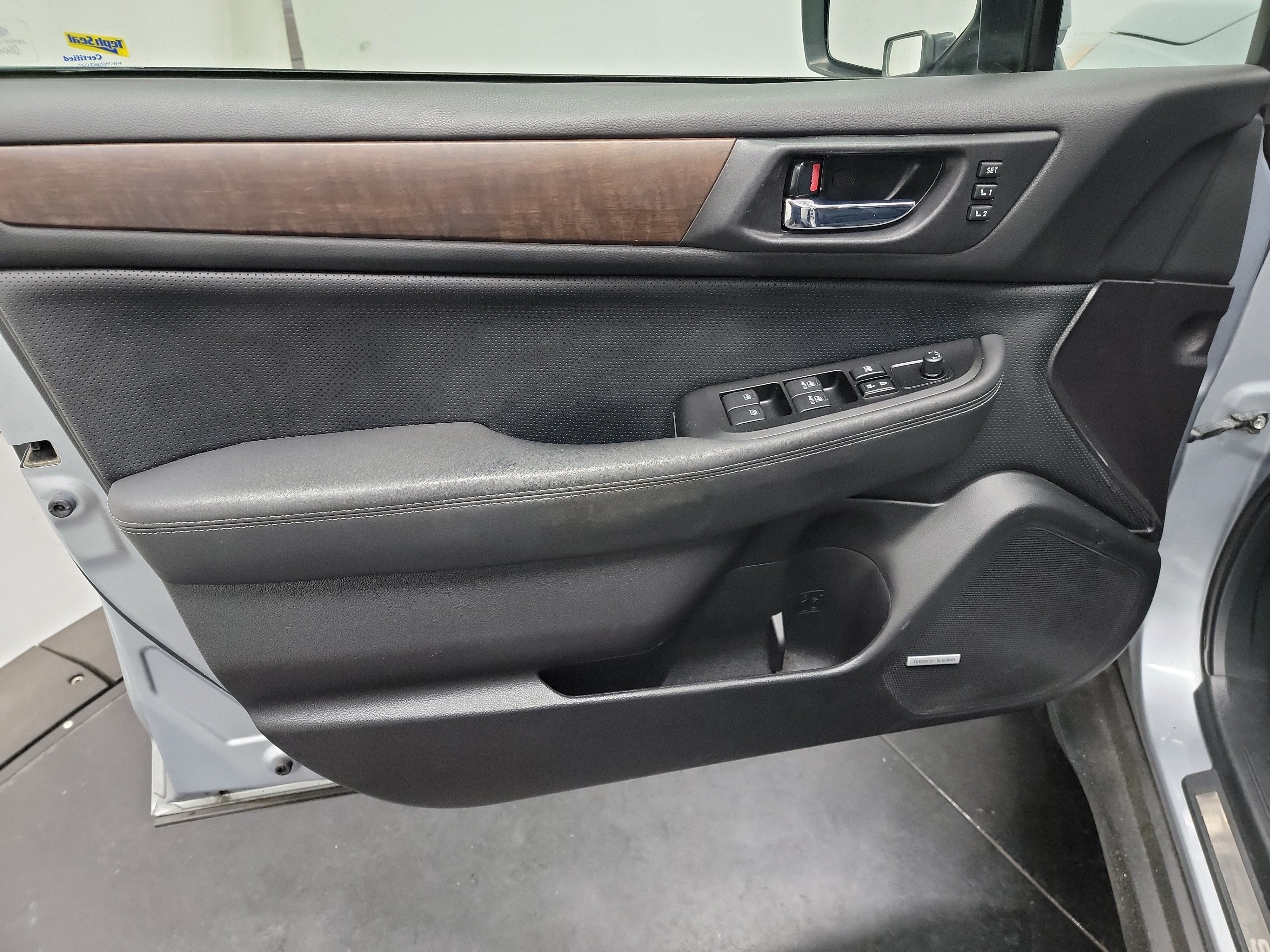2017 Subaru Outback 2.5i photo