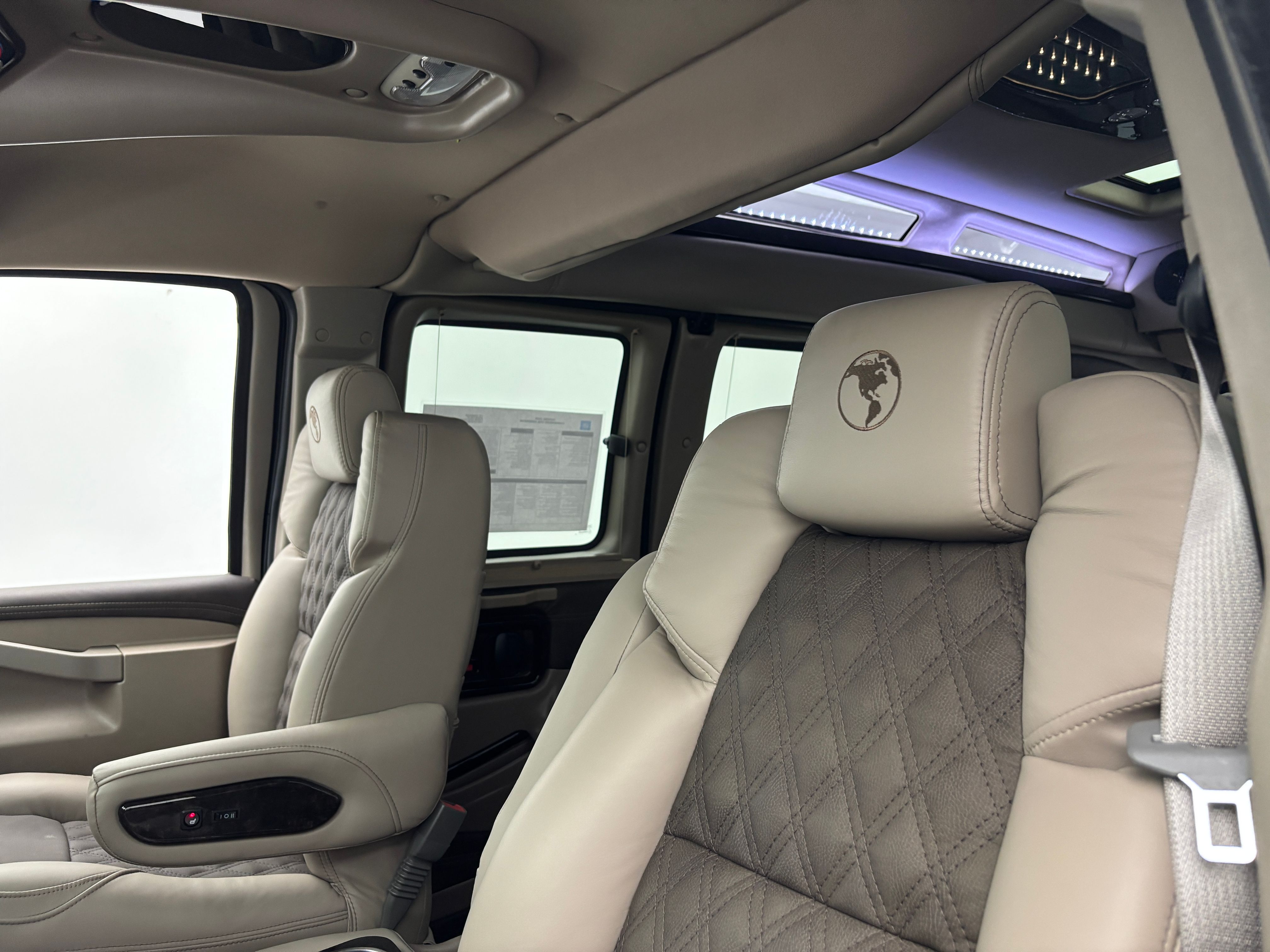 New 2026 Onyx Black GMC Explorer Limited SE image 21