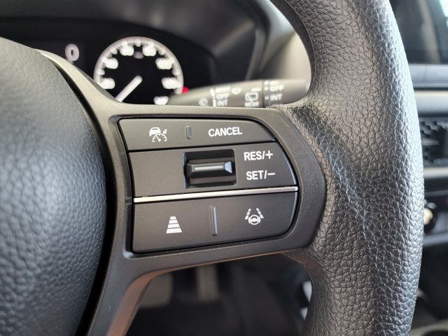 2025 Honda HR-V LX photo