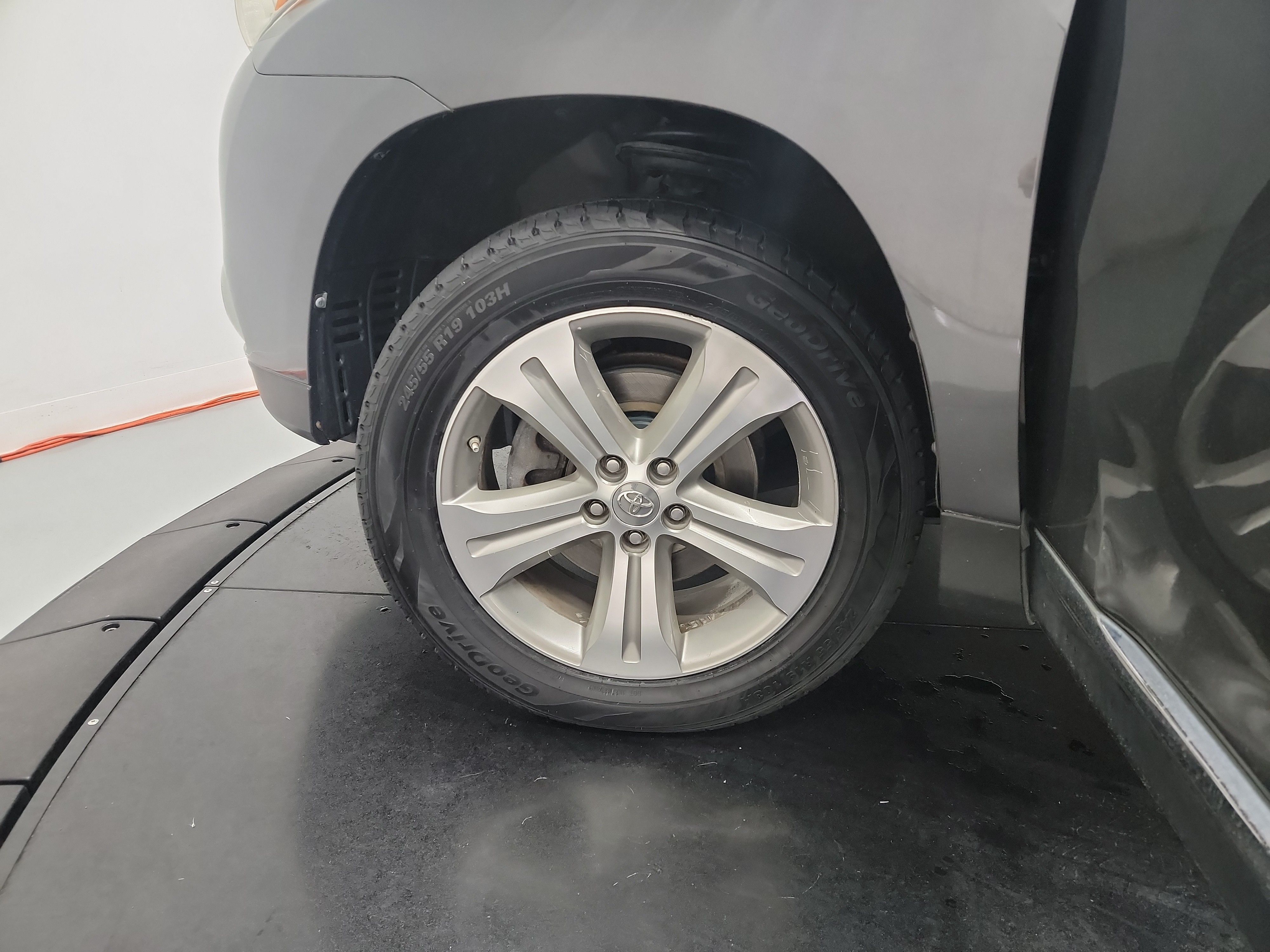 2013 Toyota Highlander Limited photo
