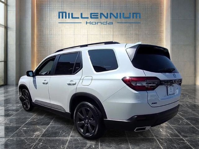 Used 2025 Honda Pilot SUV