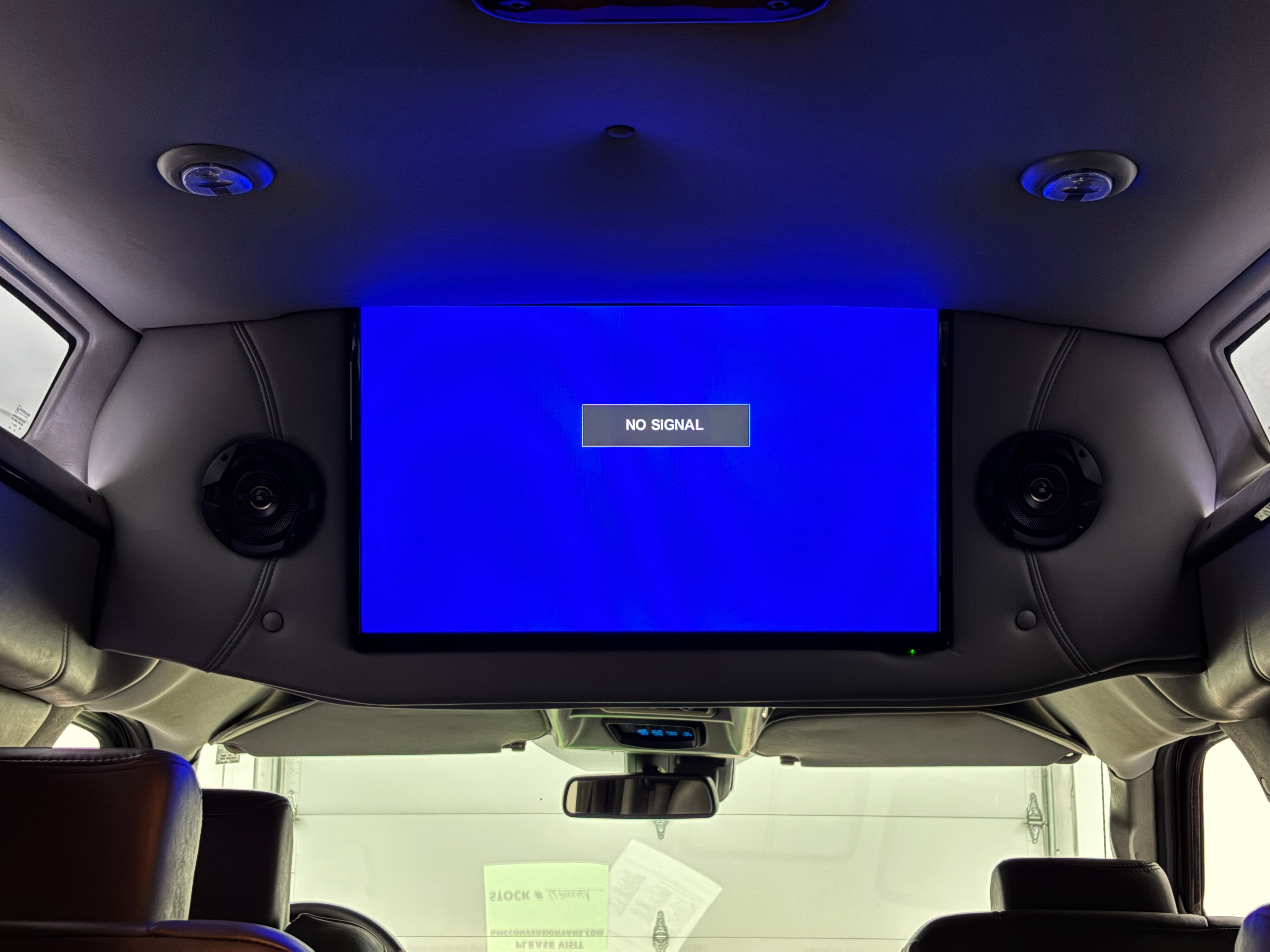 Used 2020 Onyx Black GMC Explorer Limited SE image 4